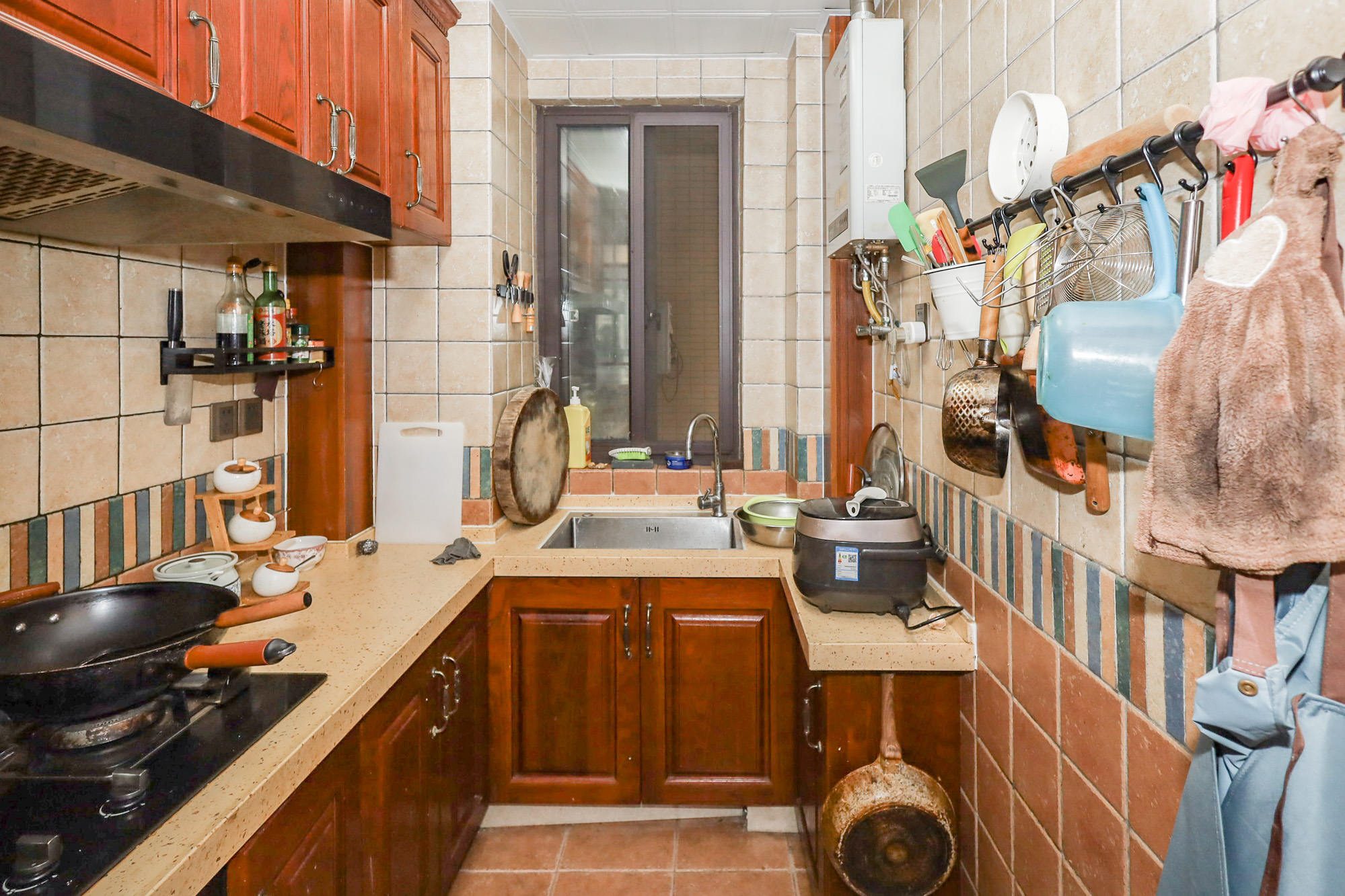 钰龙天下二期(钰龙佳园) 3室2厅1卫 279.0万 钰龙天下二期(钰龙佳园) 3室2厅1卫 279.0万厨房