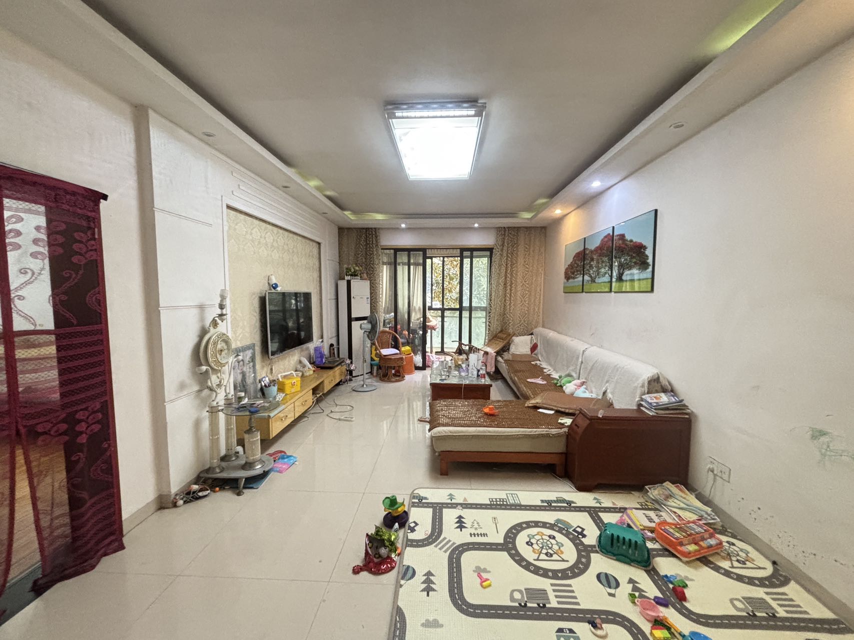 曼哈顿花园 3室1厅2卫 49.8万 曼哈顿花园 3室1厅2卫 49.8万室内图