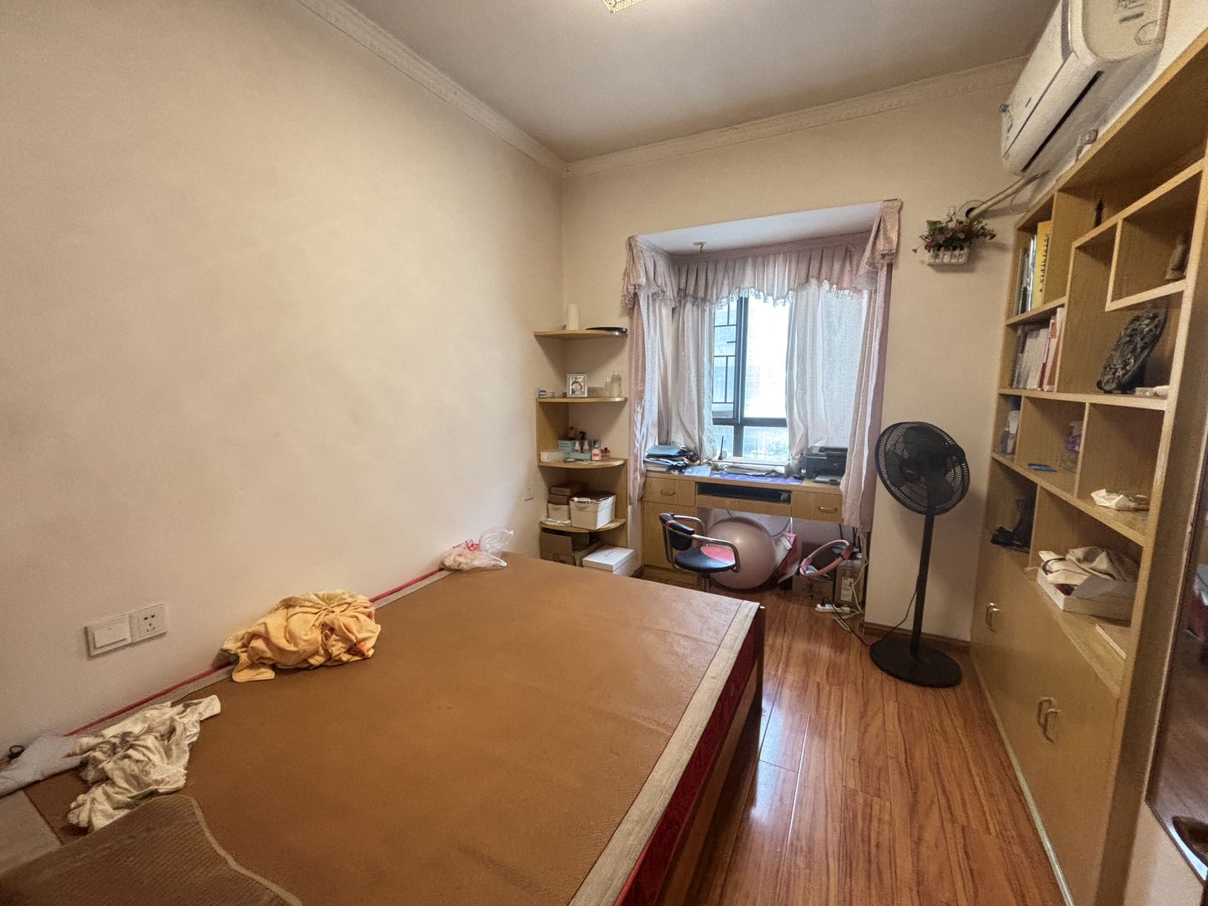 曼哈顿花园 3室1厅2卫 49.8万 曼哈顿花园 3室1厅2卫 49.8万室内图