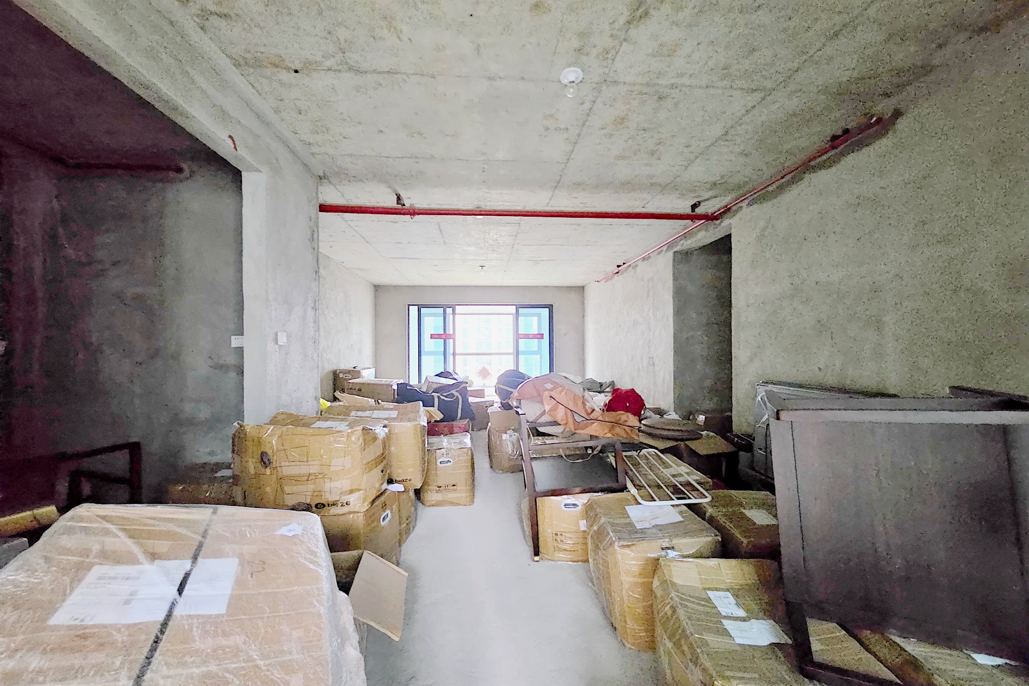 明昇壹城（明昇时代广场）二期  4室2厅3卫   305.00万其他