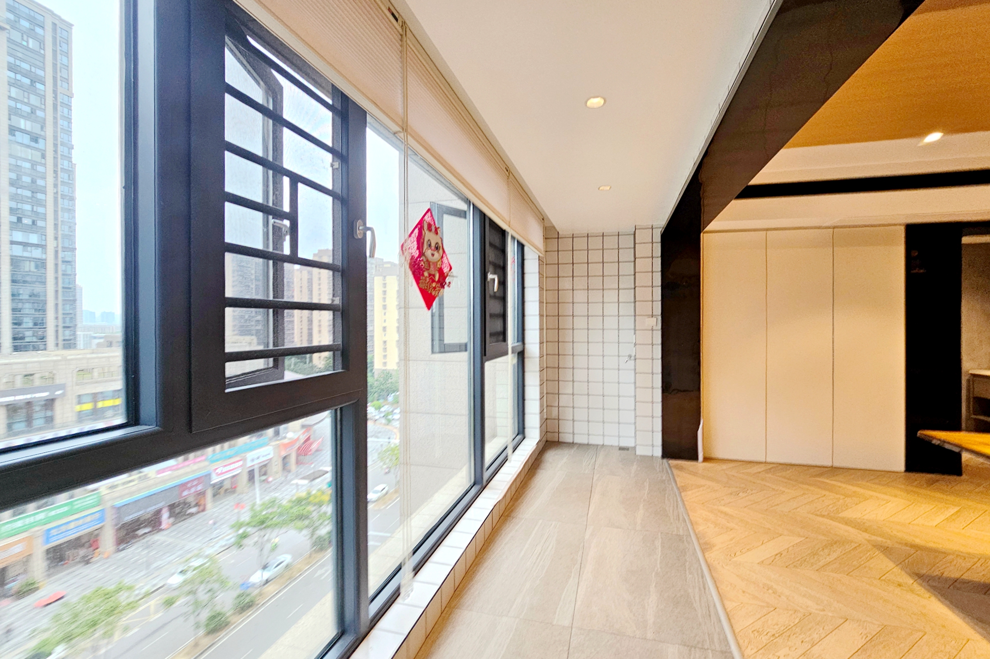 明昇壹城(明昇时代广场)一期 3室2厅2卫 173.0万 明昇壹城(明昇时代广场)一期 3室2厅2卫 173.0万阳台