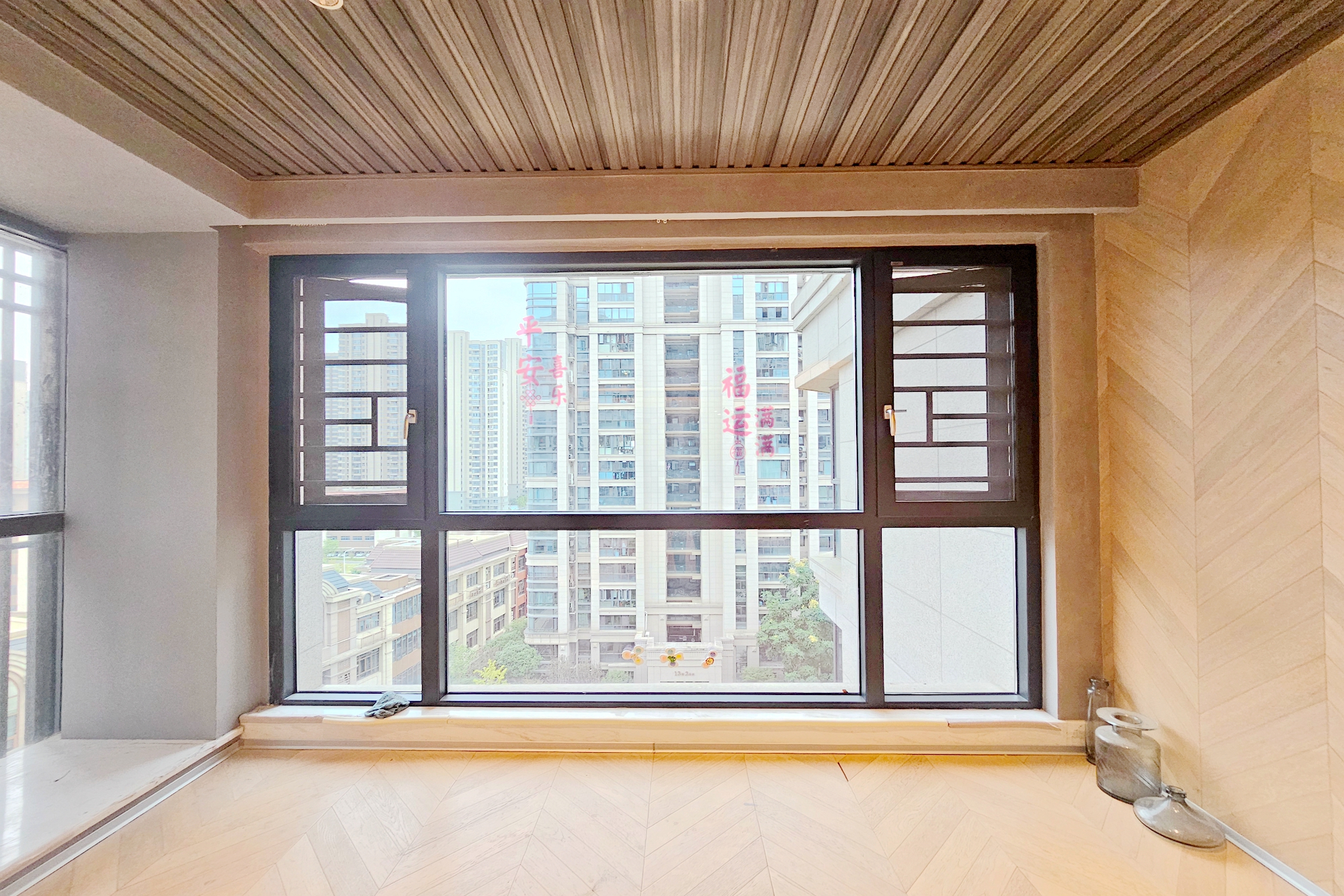 明昇壹城(明昇时代广场)一期 3室2厅2卫 173.0万 明昇壹城(明昇时代广场)一期 3室2厅2卫 173.0万阳台