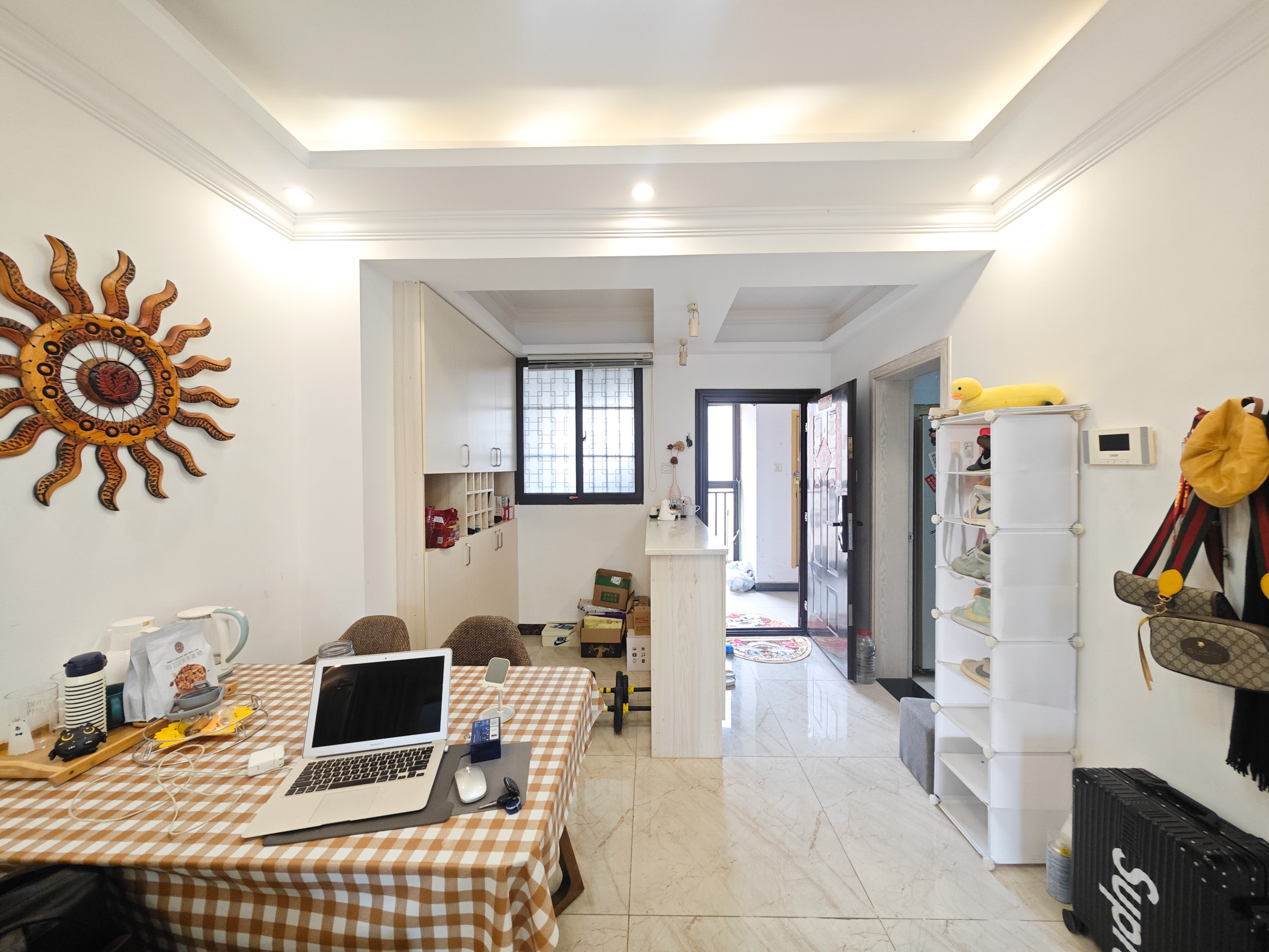 欧莱雅郡 2室2厅1卫 61.0万 欧莱雅郡 2室2厅1卫 61.0万客厅