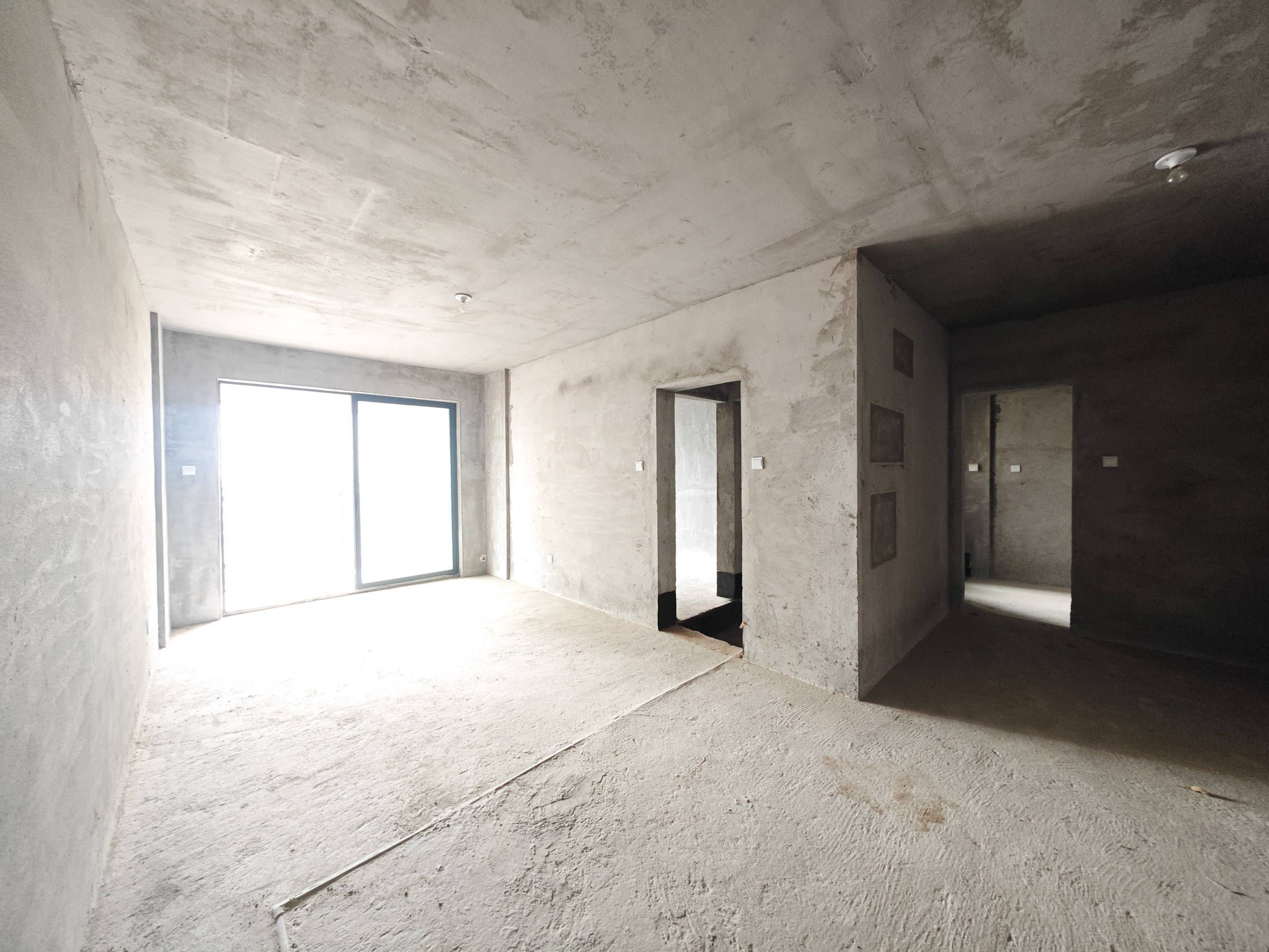 中建嘉和城  3室2厅2卫   95.00万客厅
