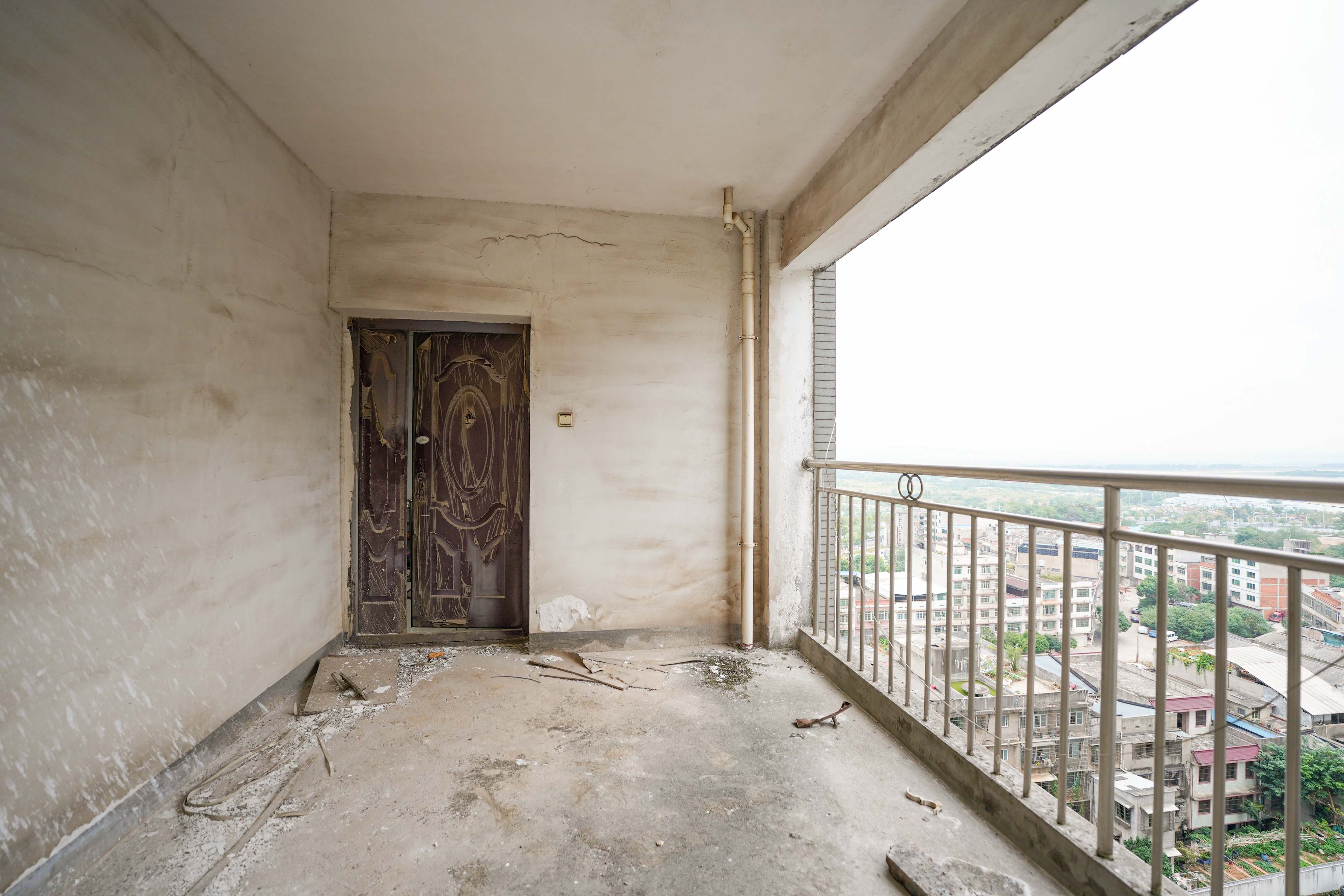 南郡明珠  4室2厅2卫    60.0万 南郡明珠  4室2厅2卫    60.0万其他