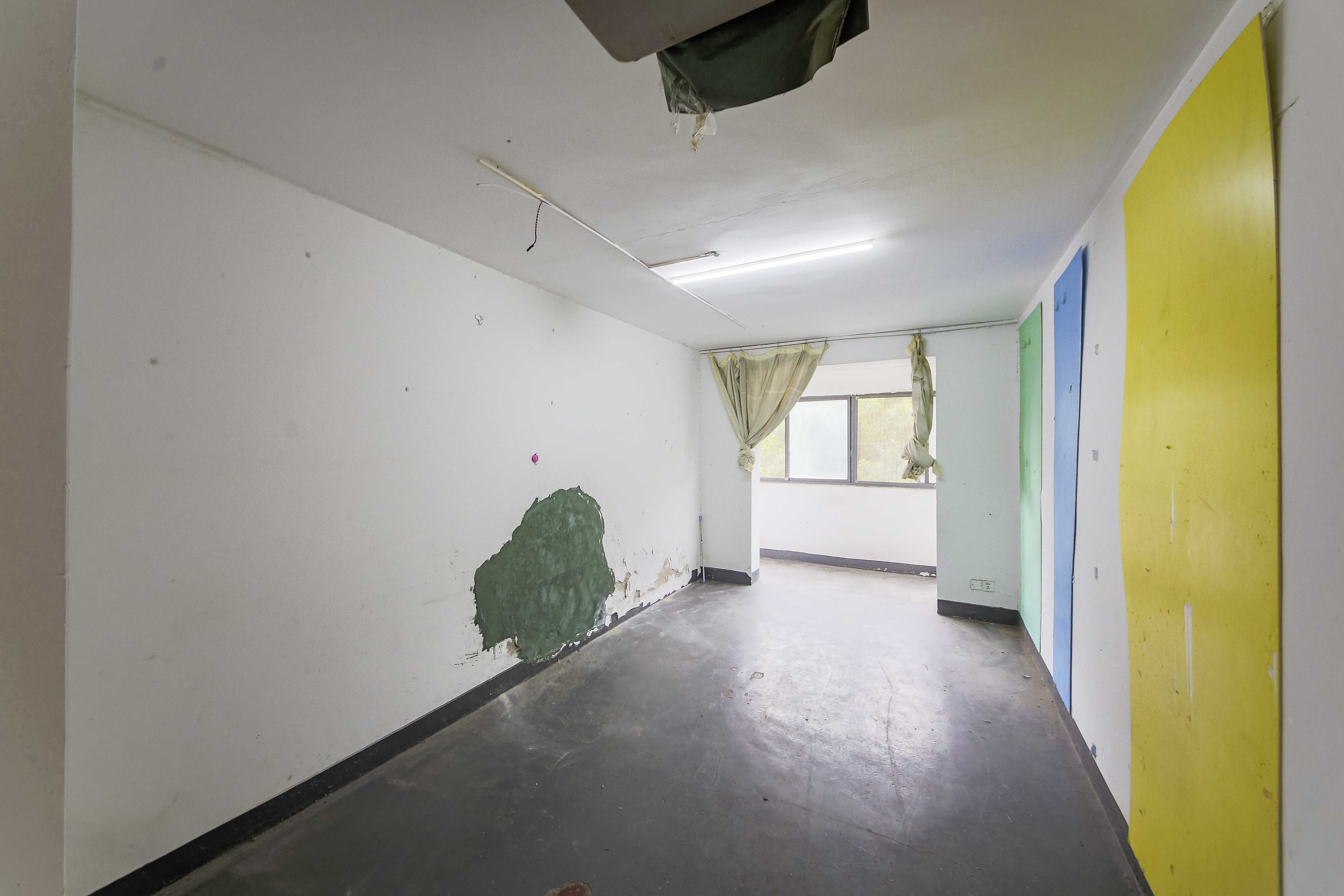 富景园 4室2厅2卫 119.9万 富景园 4室2厅2卫 119.9万卧室