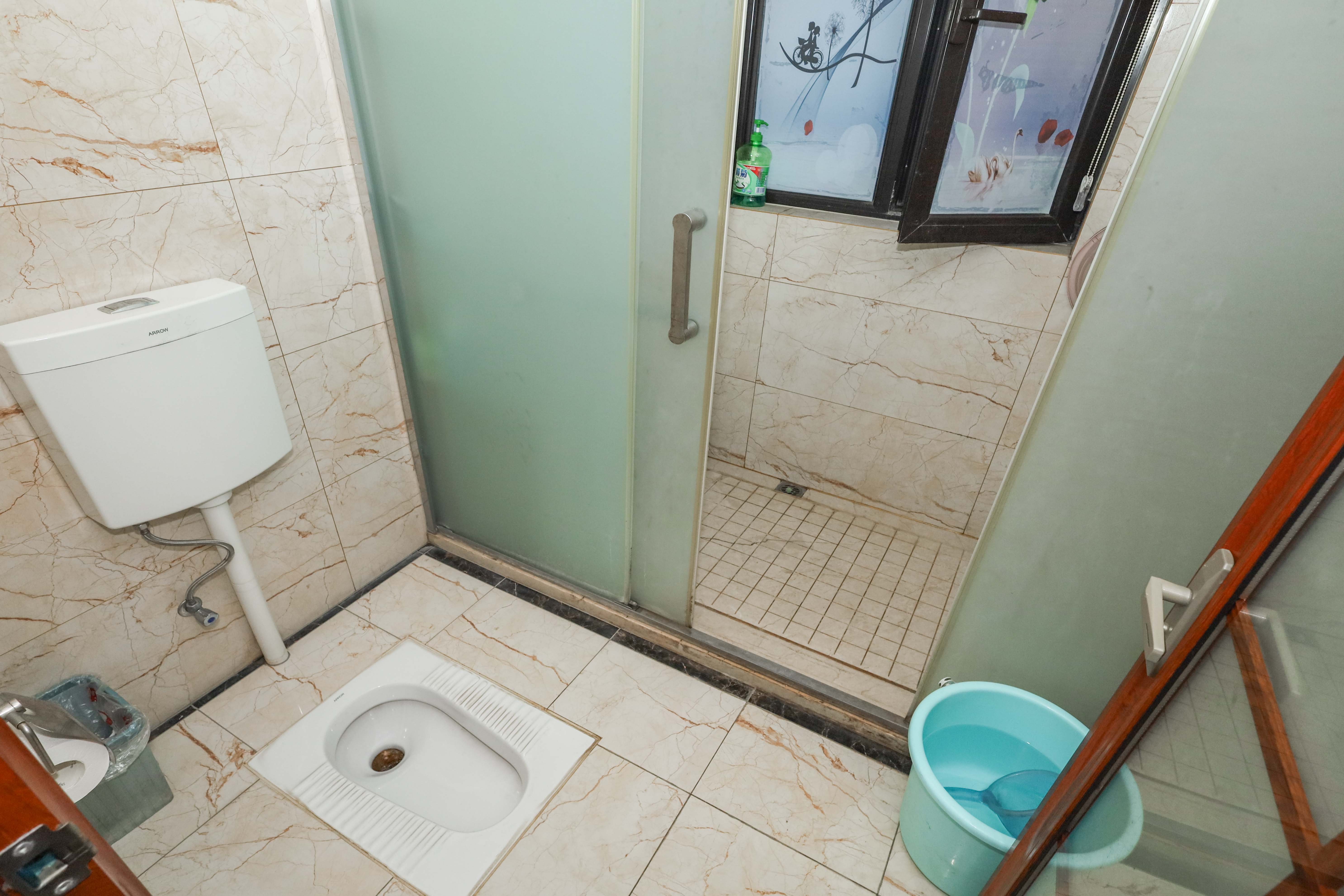 晟通牡丹舸  4室2厅3卫   780.00万卫生间
