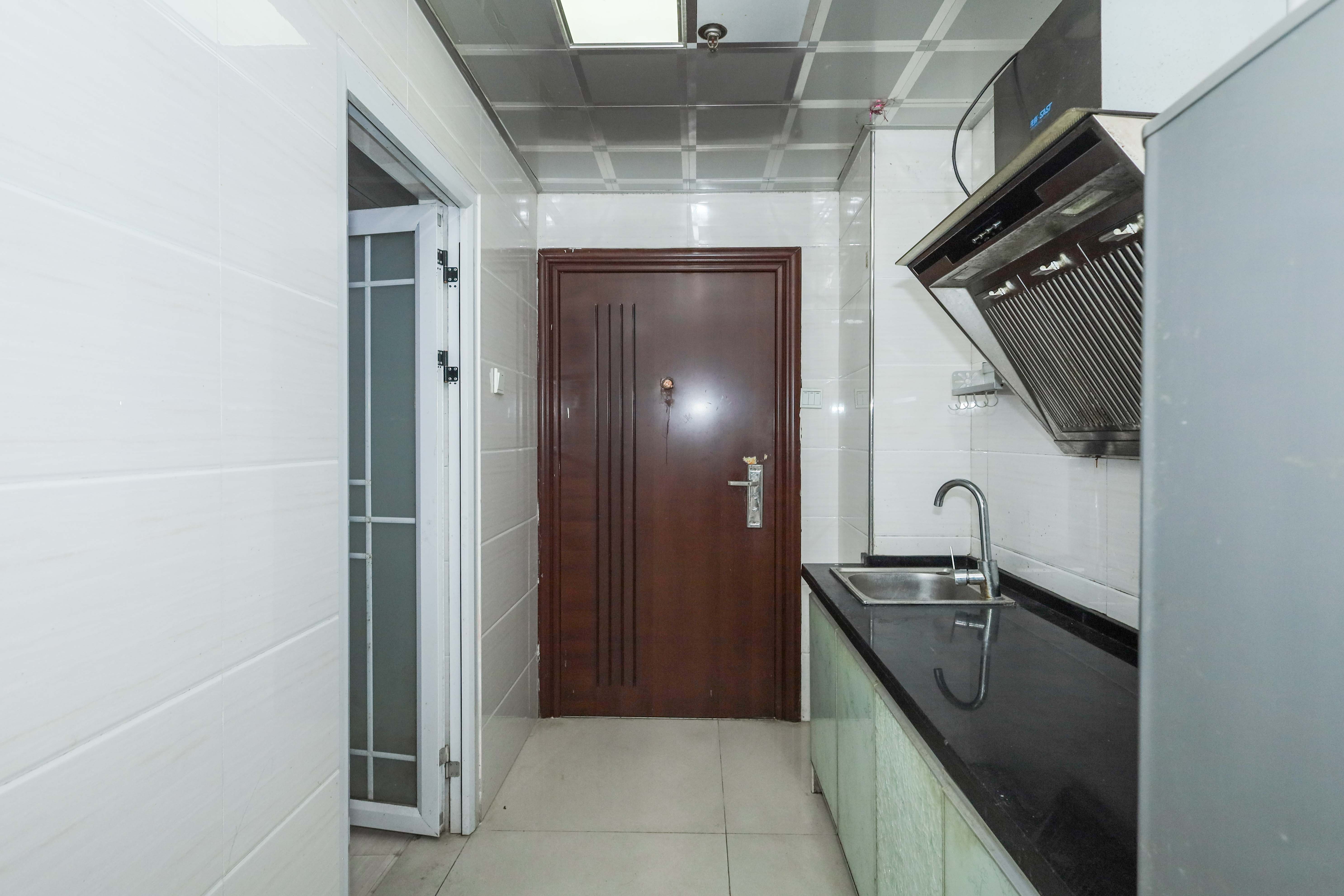 保利麓谷林语I区  1室1厅1卫    32.0万 保利麓谷林语I区  1室1厅1卫    32.0万厨房