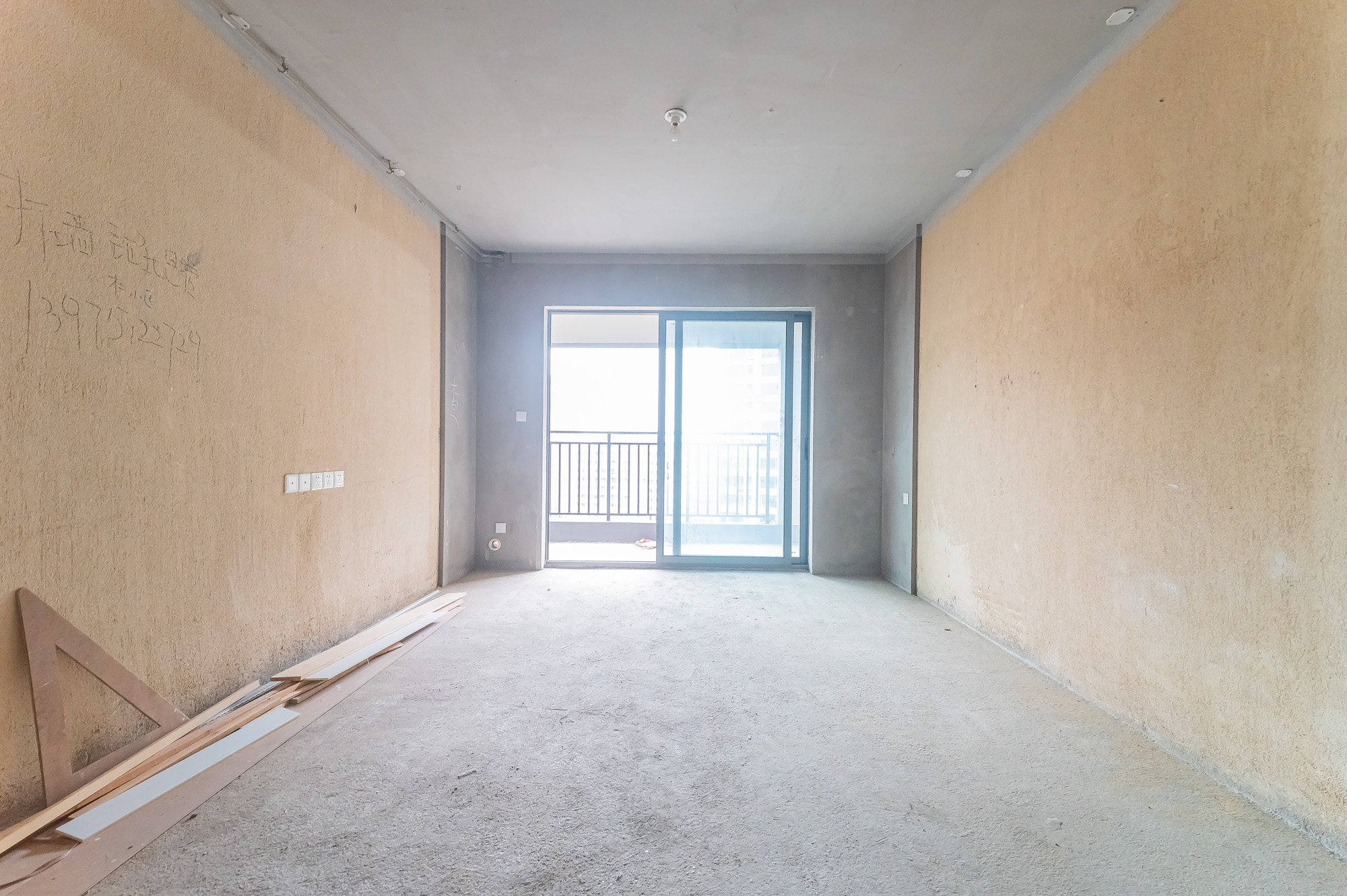 中建悦和城  3室2厅1卫   90.00万
