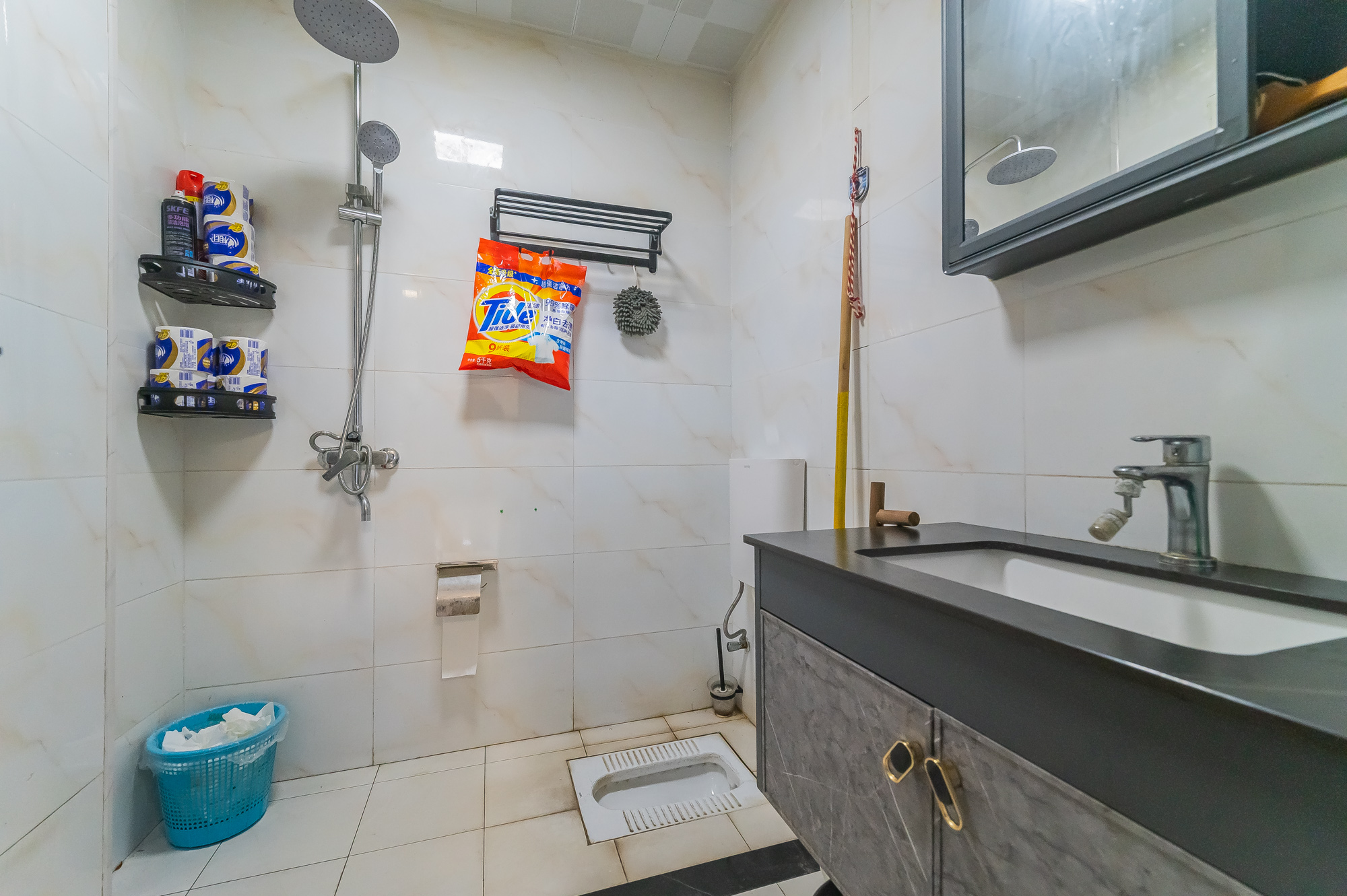 中建悦和城 2室1厅1卫 63.8万 中建悦和城 2室1厅1卫 63.8万卫生间