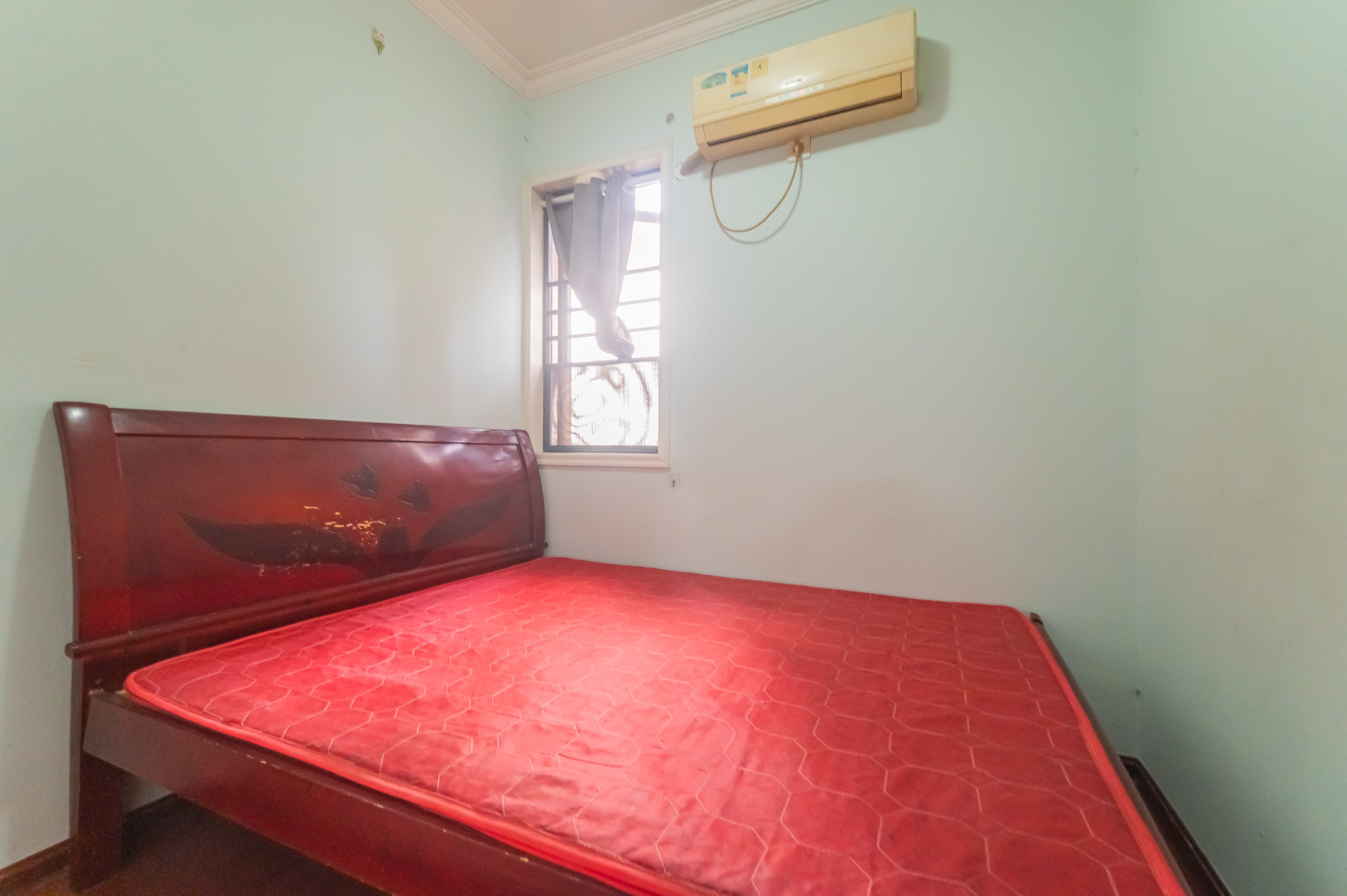 深业睿城  3室2厅1卫    59.98万 深业睿城  3室2厅1卫    59.98万卧室