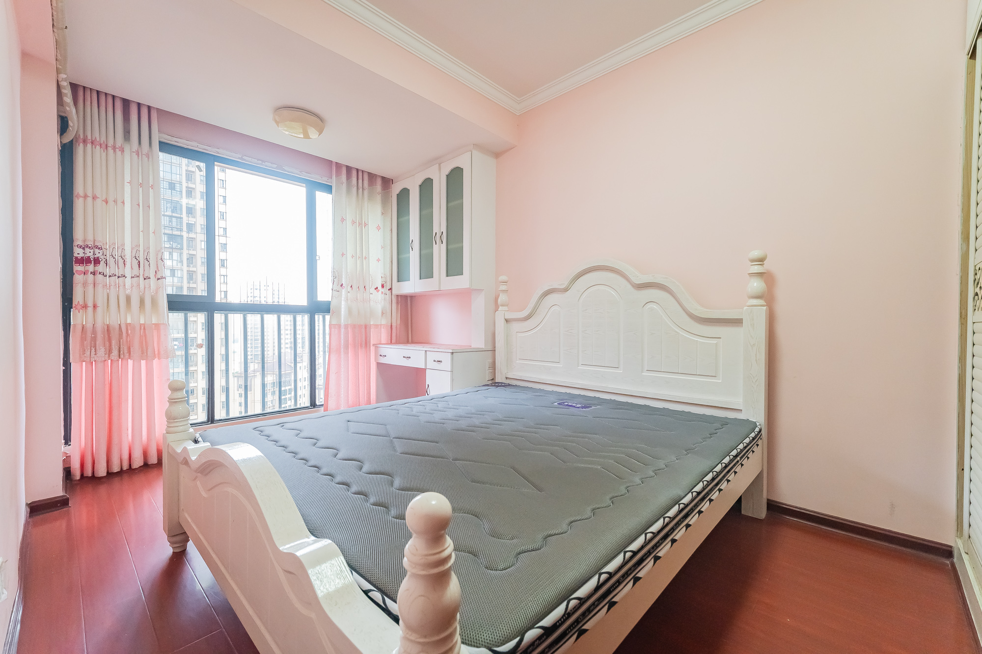 深业睿城  3室2厅1卫    59.98万 深业睿城  3室2厅1卫    59.98万卧室