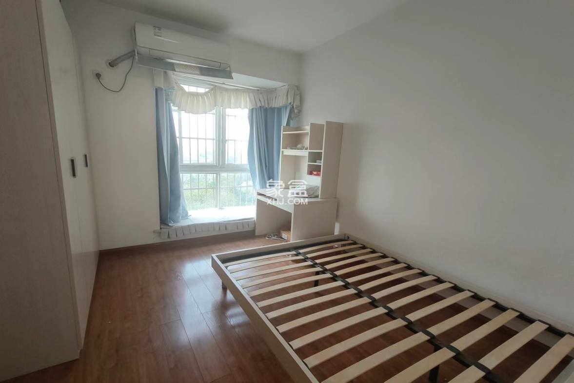 印象华都 4室2厅2卫 50.0万 印象华都 4室2厅2卫 50.0万室内图