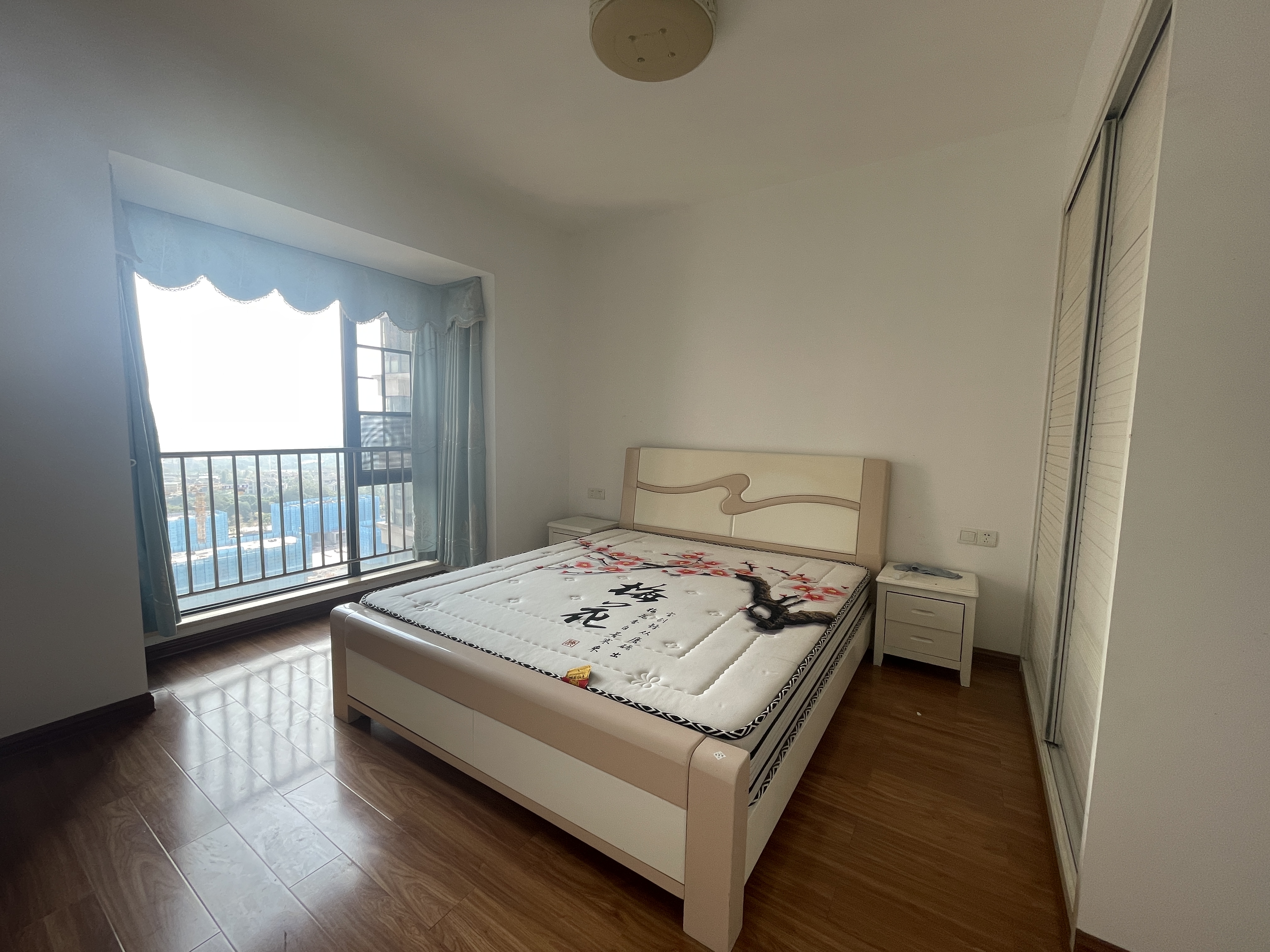 湘江名都  3室2厅2卫    60.0万 湘江名都  3室2厅2卫    60.0万室内图