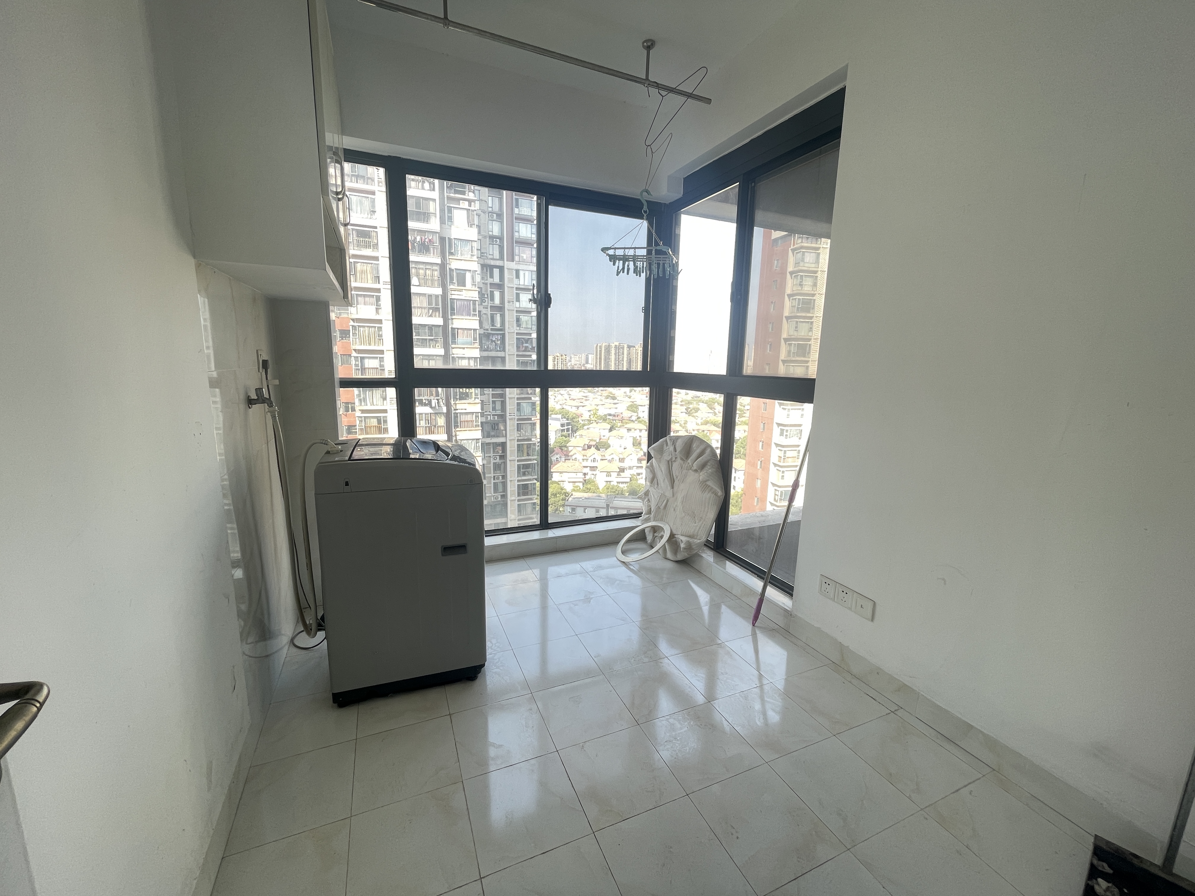 湘江名都  3室2厅2卫    60.0万 湘江名都  3室2厅2卫    60.0万室内图