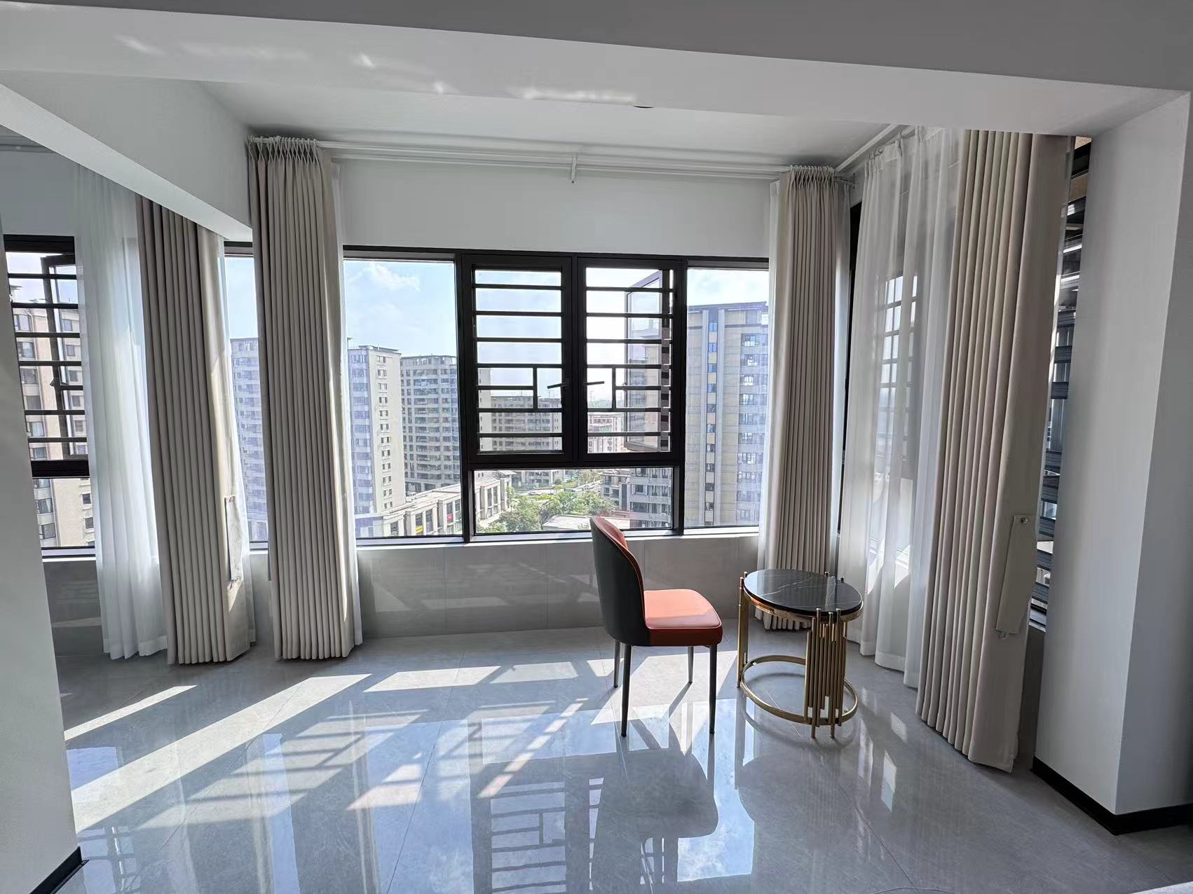 航空未名小区(北大资源) 4室2厅2卫 79.0万 航空未名小区(北大资源) 4室2厅2卫 79.0万室内图