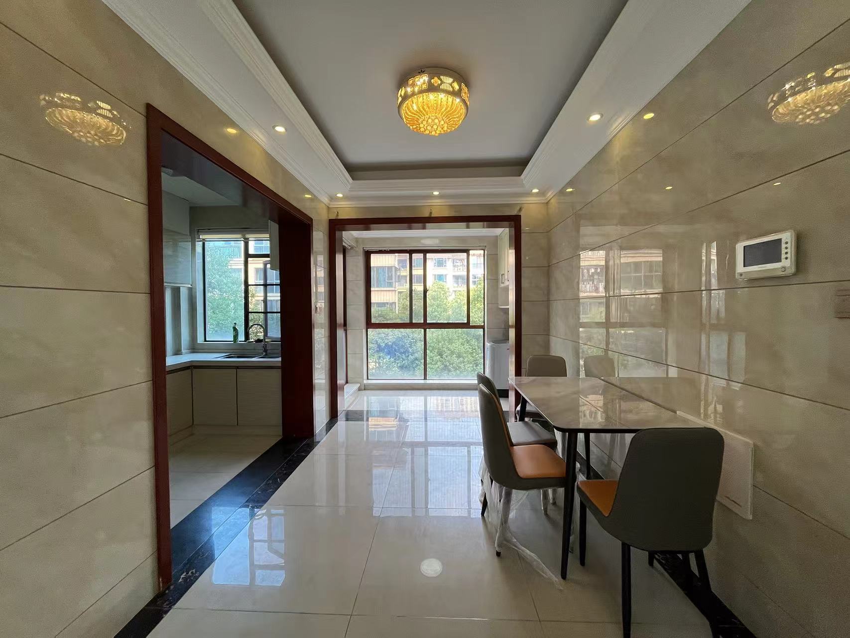 桂花城 3室2厅2卫 59.8万 桂花城 3室2厅2卫 59.8万室内图