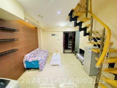 金色loft(鑫秋大厦) 2室1厅1卫 2000.0元/月 金色loft(鑫秋大厦) 2室1厅1卫 2000.0元/月室内图