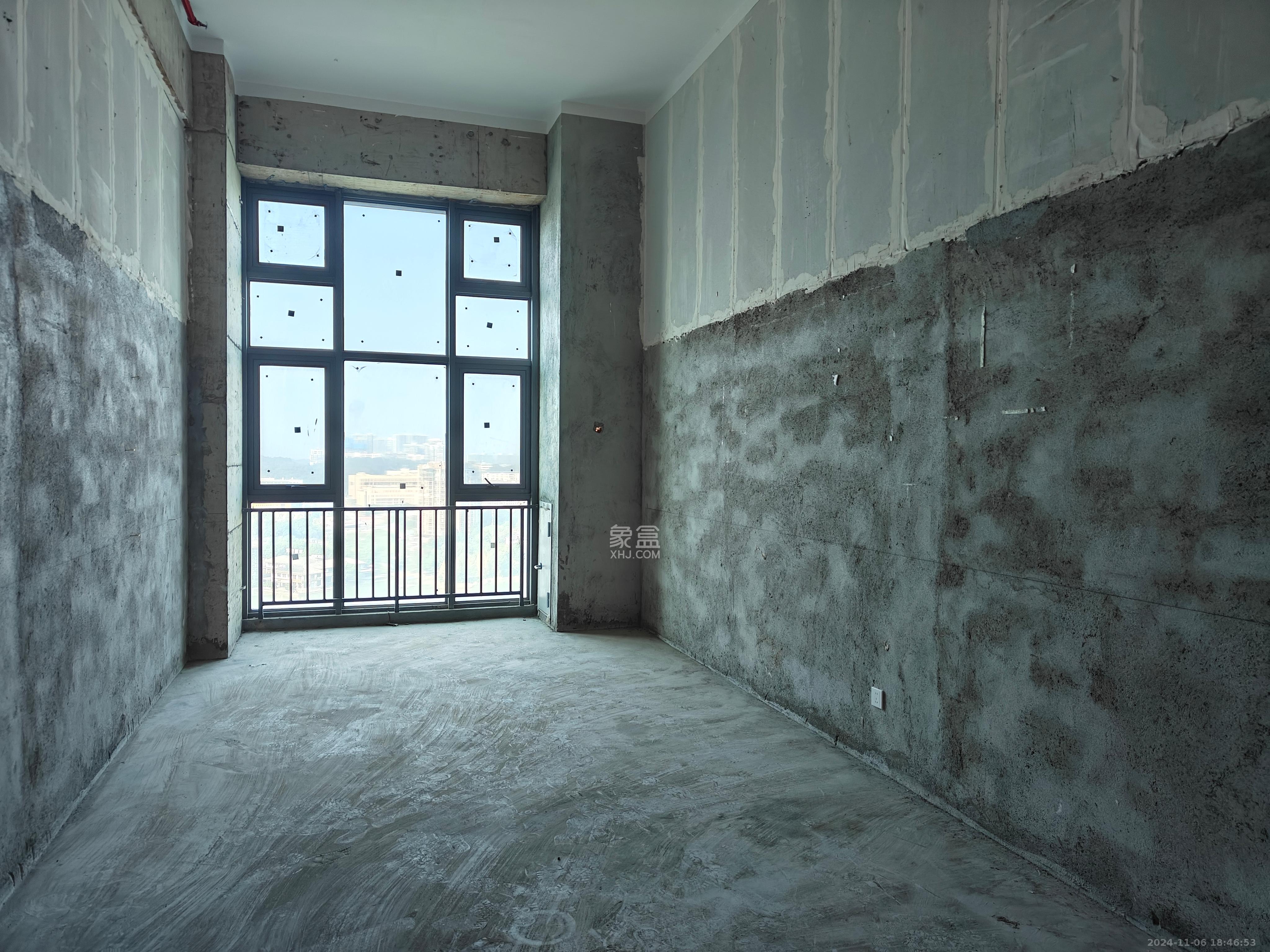 绿地V岛 1室1厅1卫 1300.0元/月 绿地V岛 1室1厅1卫 1300.0元/月室内图