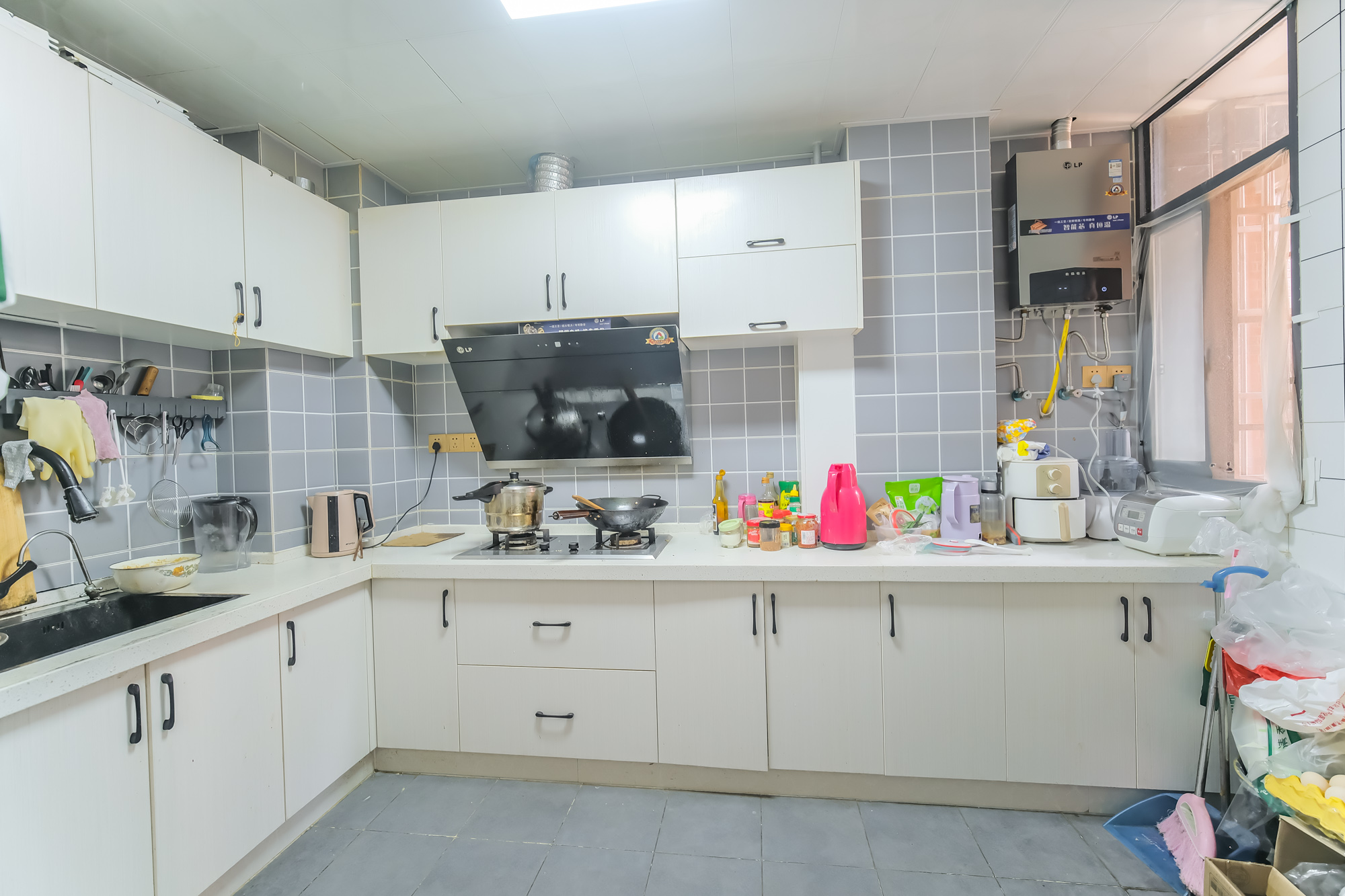 中安善化国际  2室2厅1卫    44.5万 中安善化国际  2室2厅1卫    44.5万厨房