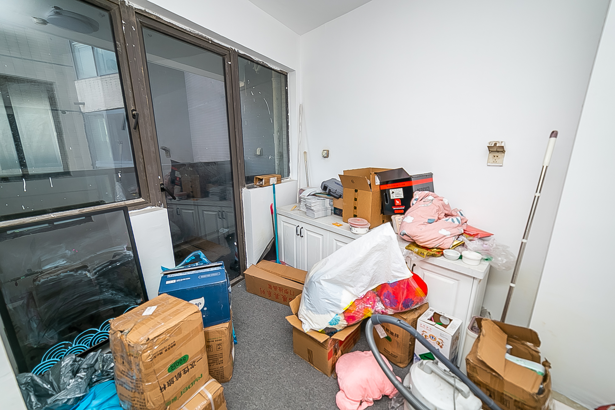 通用时代国际社区  4室2厅2卫   160.00万其他