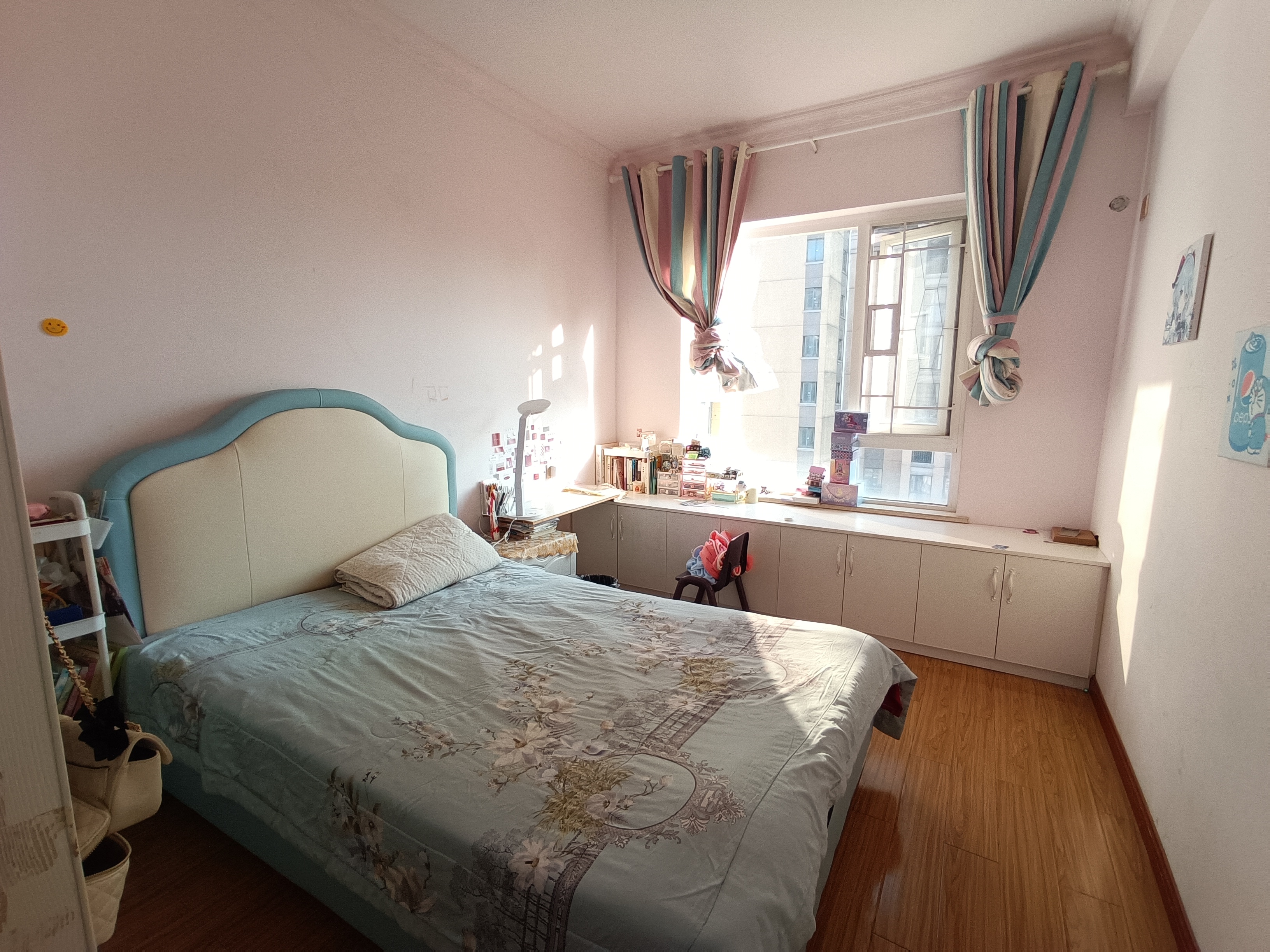 九八缔景城 4室2厅2卫 78.0万 九八缔景城 4室2厅2卫 78.0万室内图