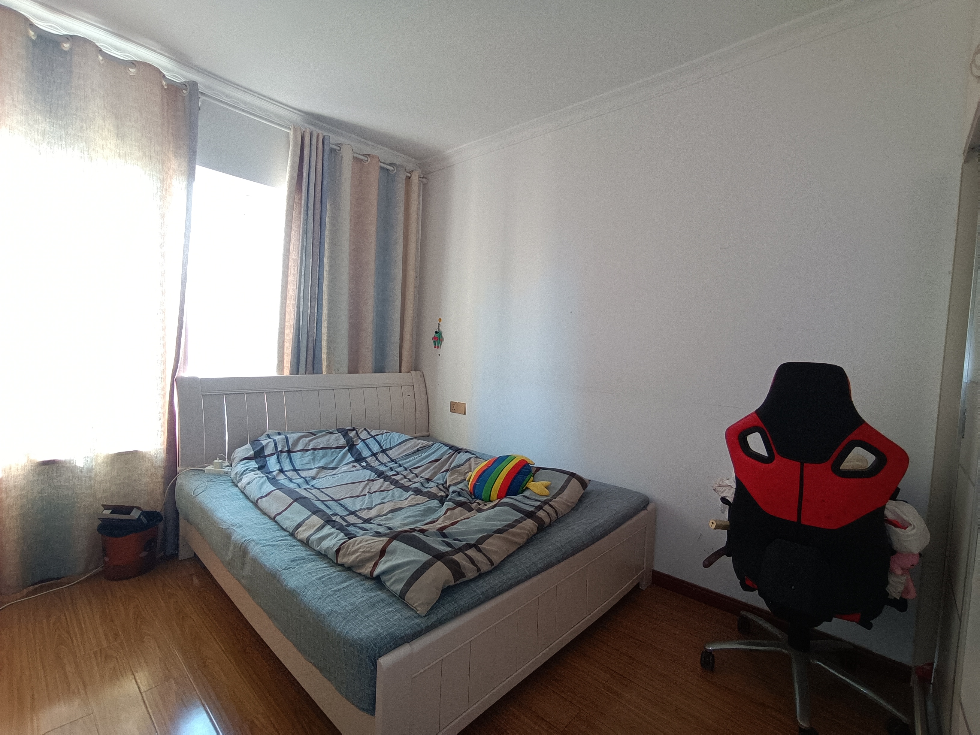 九八缔景城 4室2厅2卫 78.0万 九八缔景城 4室2厅2卫 78.0万室内图