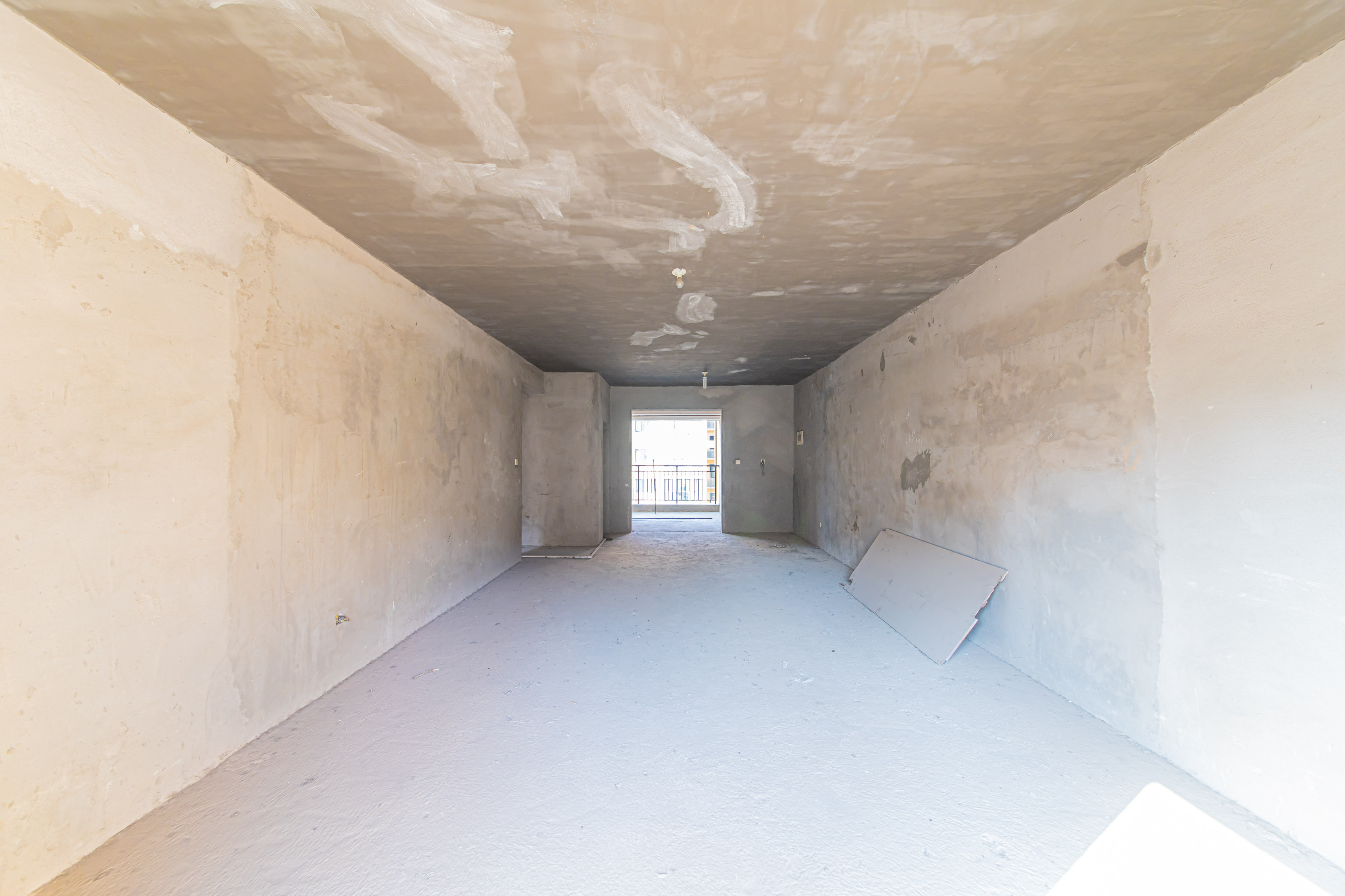 星城荣域  4室2厅2卫    199.8万客厅