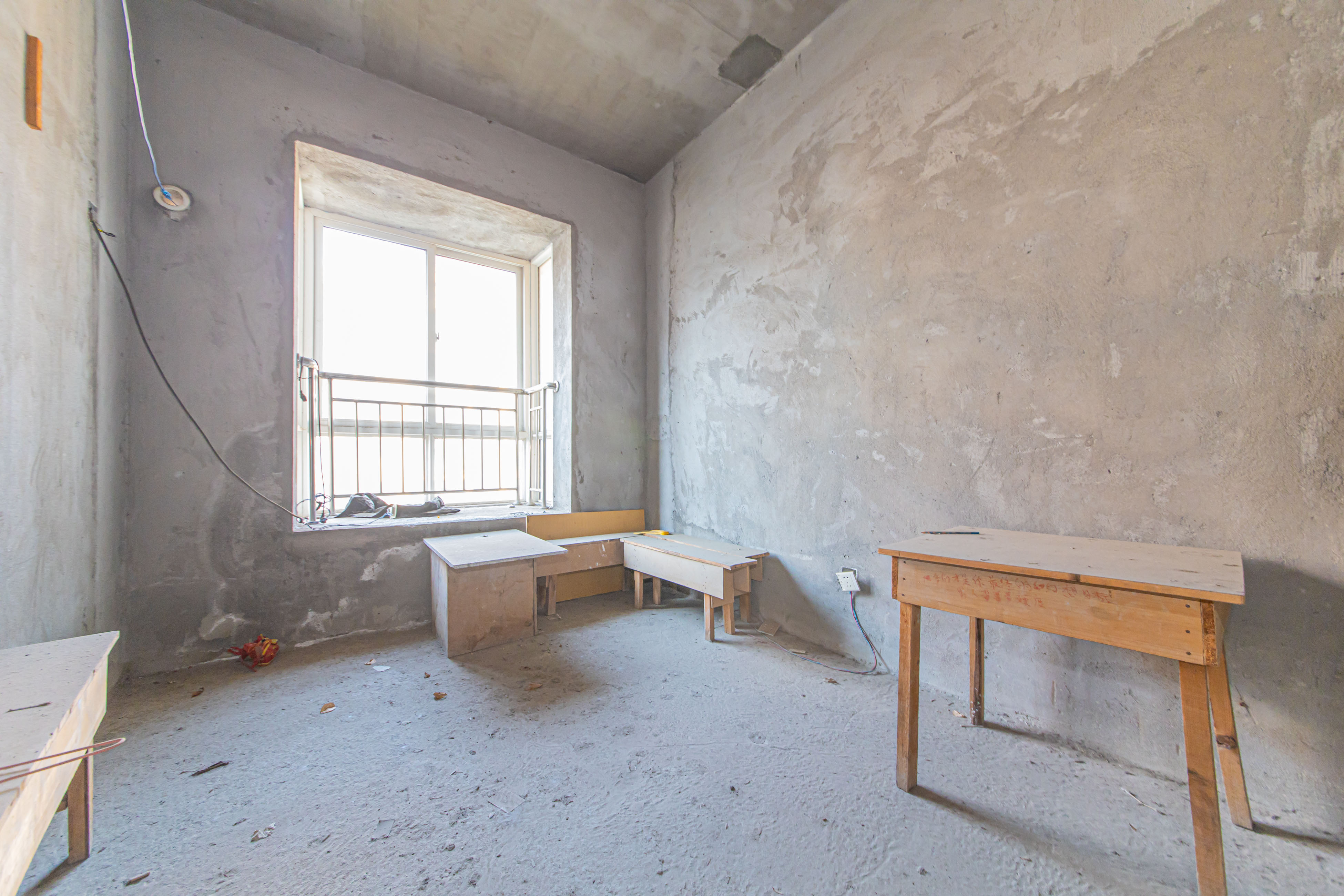 星城荣域  4室2厅2卫    199.8万卧室