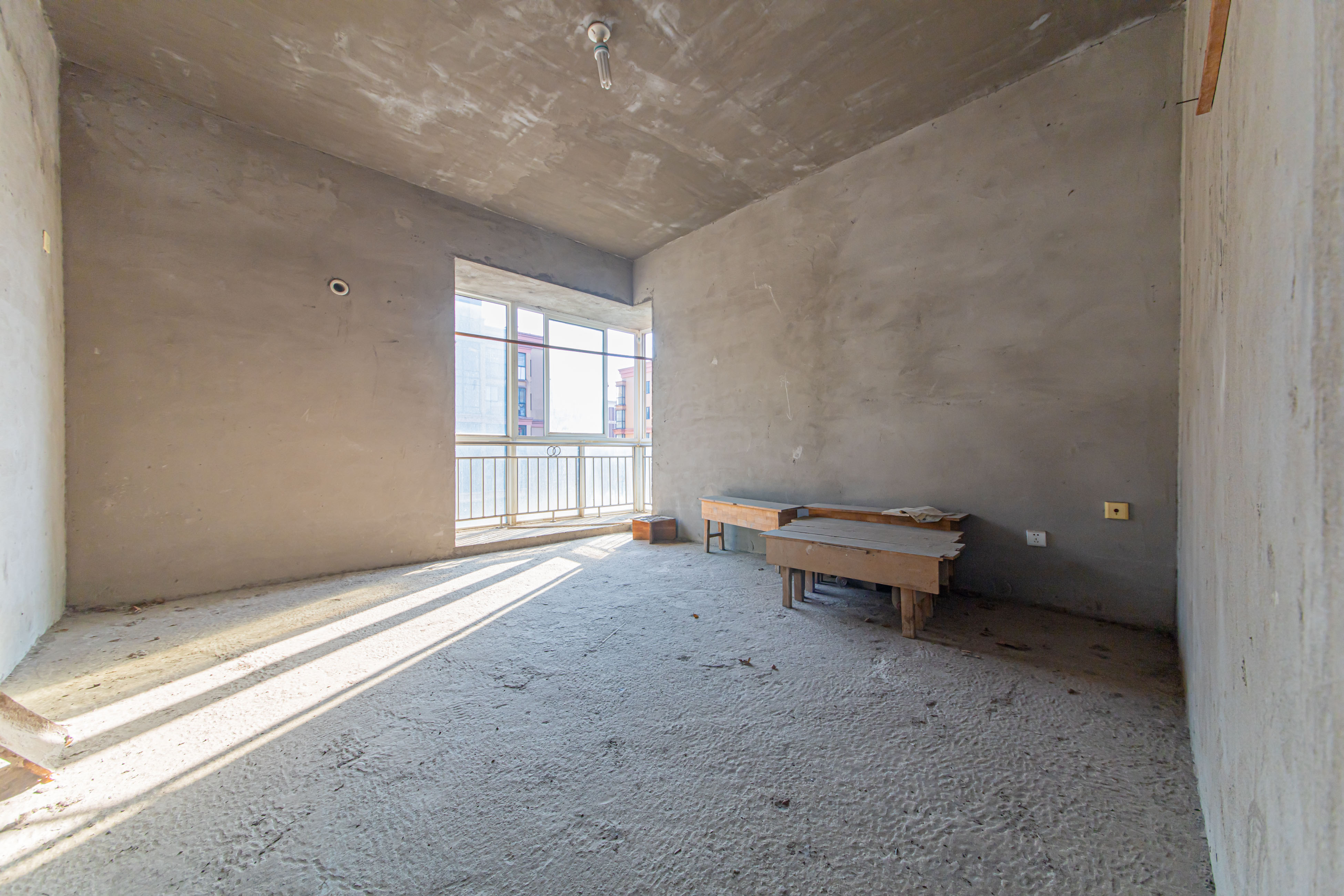 星城荣域  4室2厅2卫    199.8万卧室