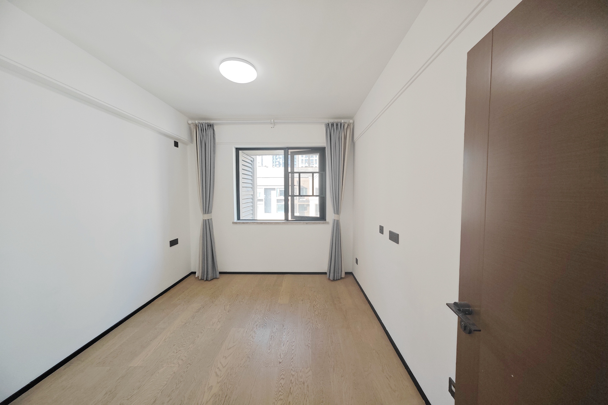 万科魅力之城天阔里 4室2厅2卫 240.0万 万科魅力之城天阔里 4室2厅2卫 240.0万卧室