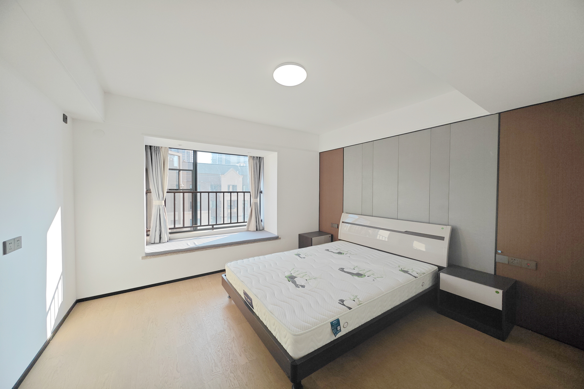 万科魅力之城天阔里 4室2厅2卫 240.0万 万科魅力之城天阔里 4室2厅2卫 240.0万卧室