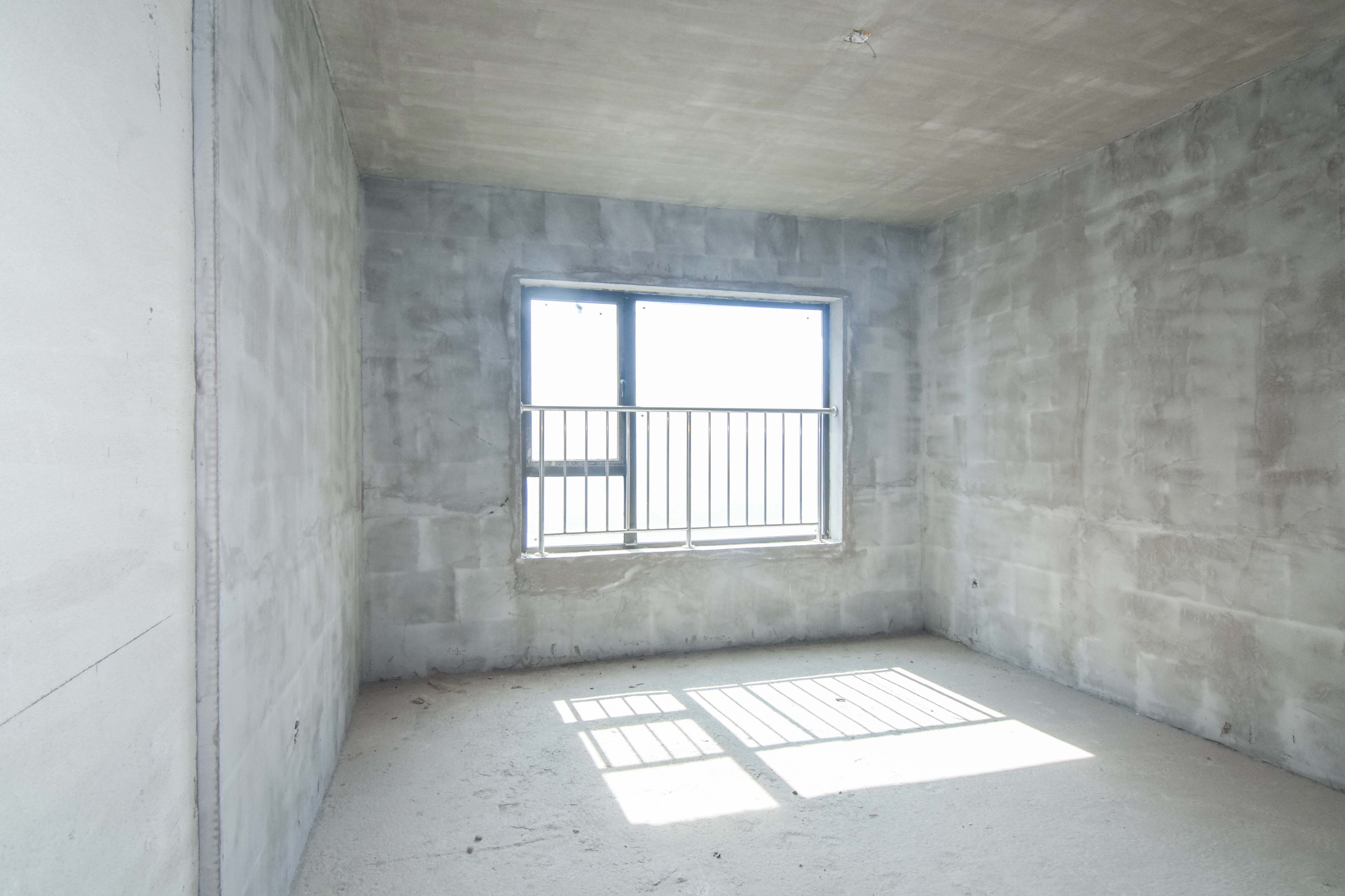 润和又一城 5室2厅2卫 107.8万 润和又一城 5室2厅2卫 107.8万卧室