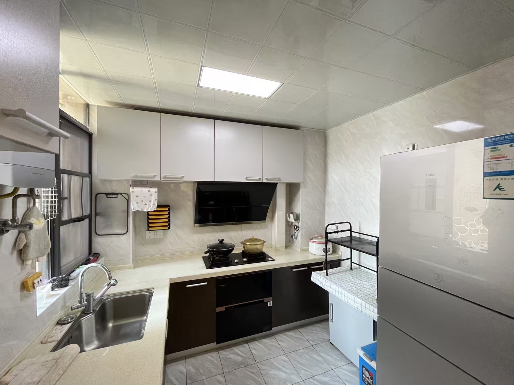 流金岁月-华晨国际  2室2厅1卫    60.0万 流金岁月-华晨国际  2室2厅1卫    60.0万室内图