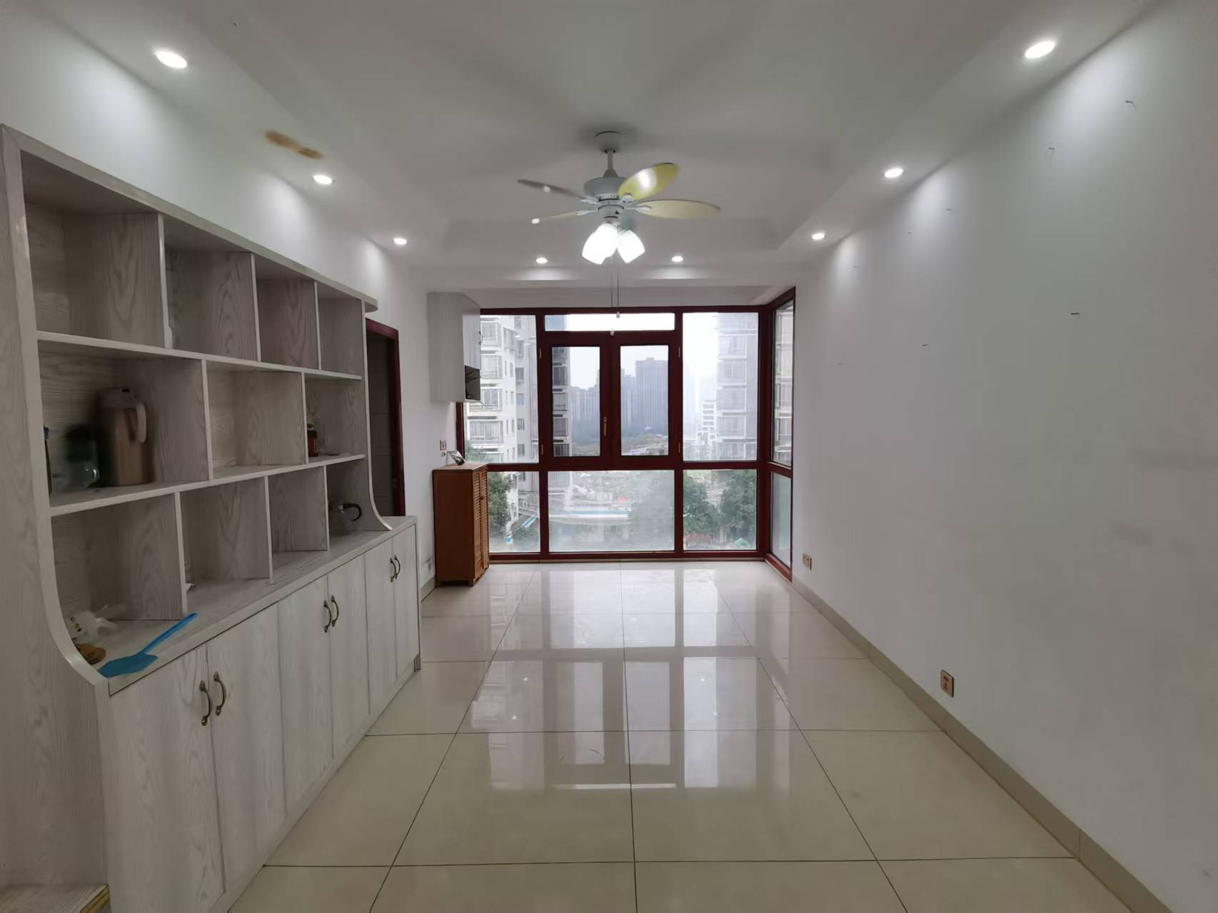 山河锦园 3室2厅2卫 63.8万 山河锦园 3室2厅2卫 63.8万室内图