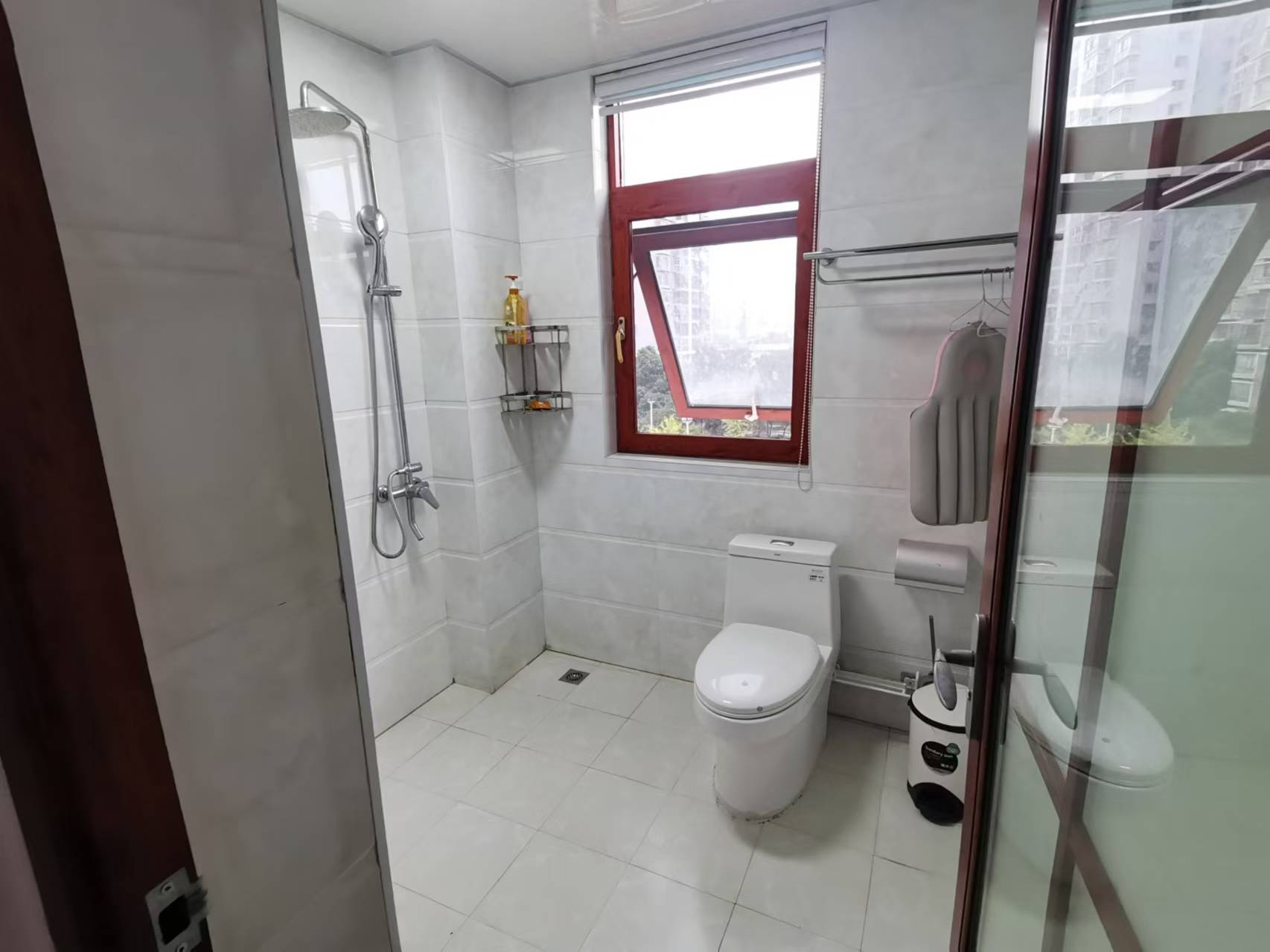 山河锦园 3室2厅2卫 63.8万 山河锦园 3室2厅2卫 63.8万室内图