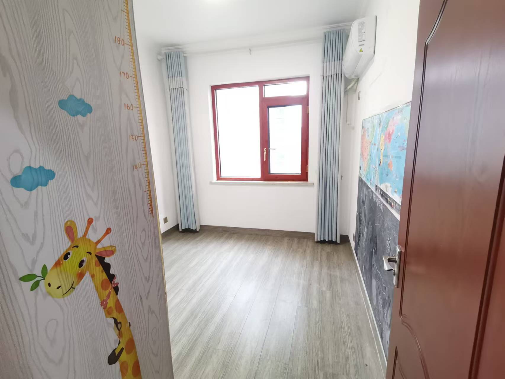 山河锦园 3室2厅2卫 63.8万 山河锦园 3室2厅2卫 63.8万室内图