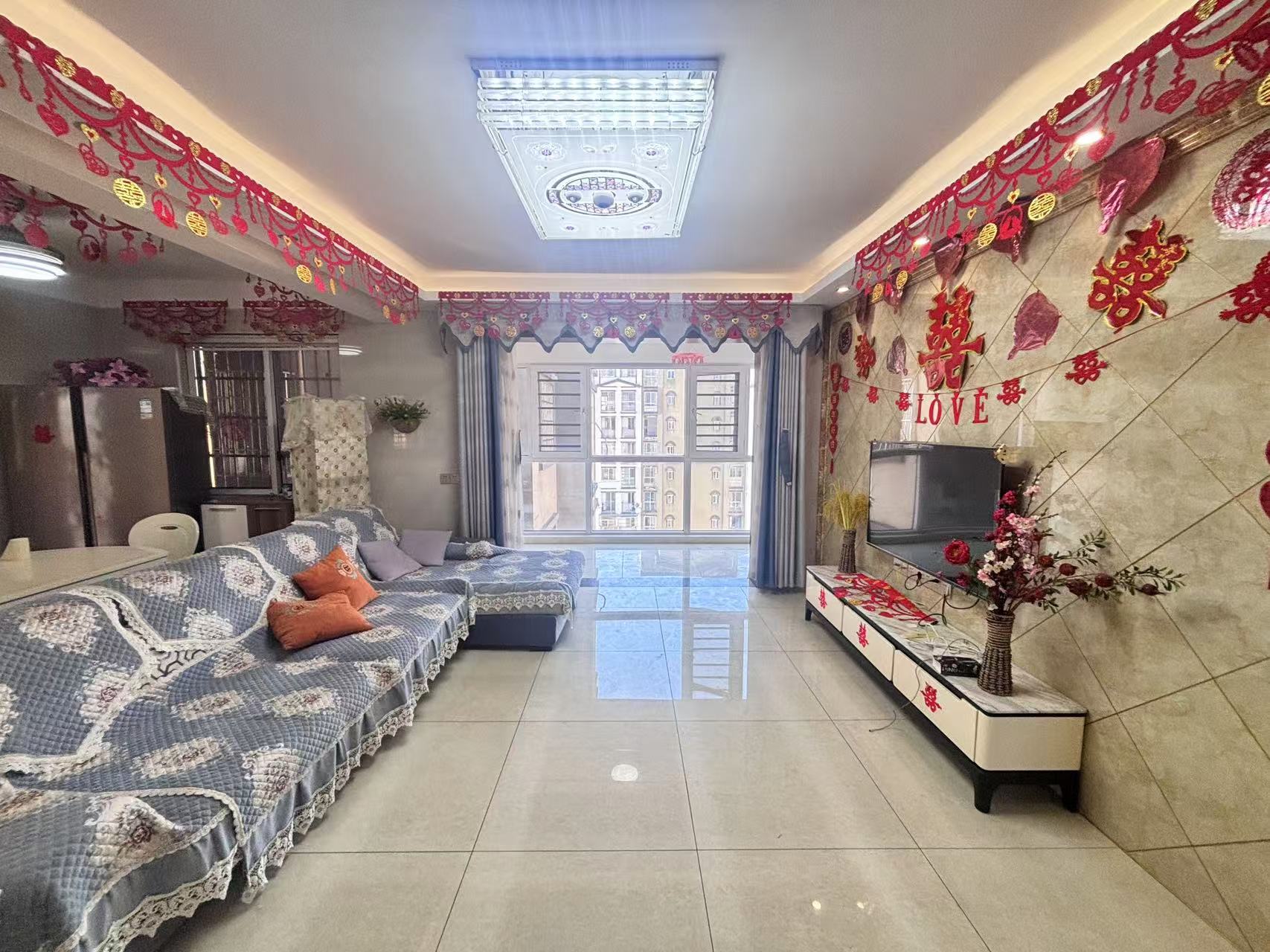 康桥漫步  3室2厅1卫    68.0万 康桥漫步  3室2厅1卫    68.0万