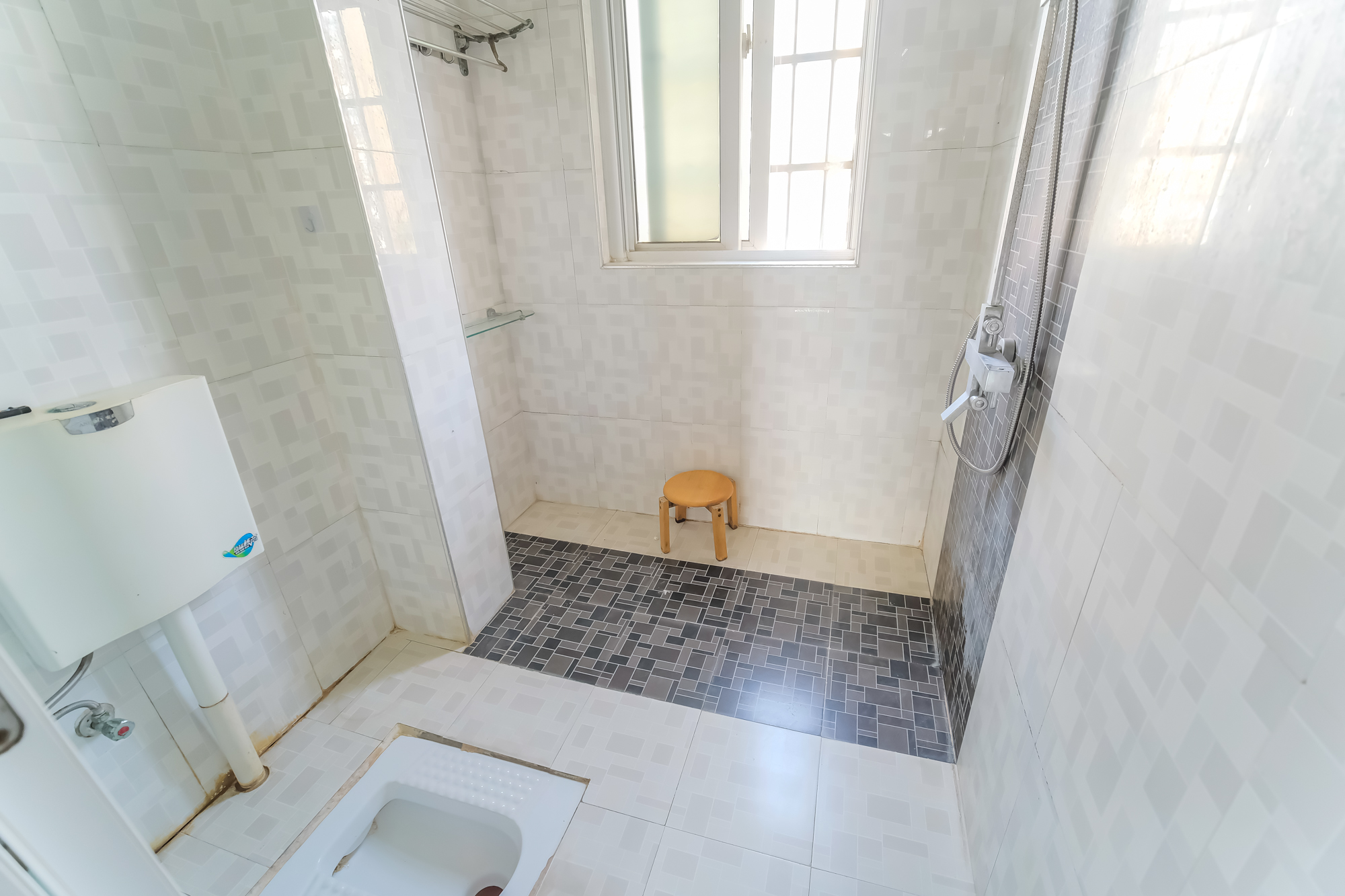 山水湾 3室2厅1卫 63.0万 山水湾 3室2厅1卫 63.0万卫生间