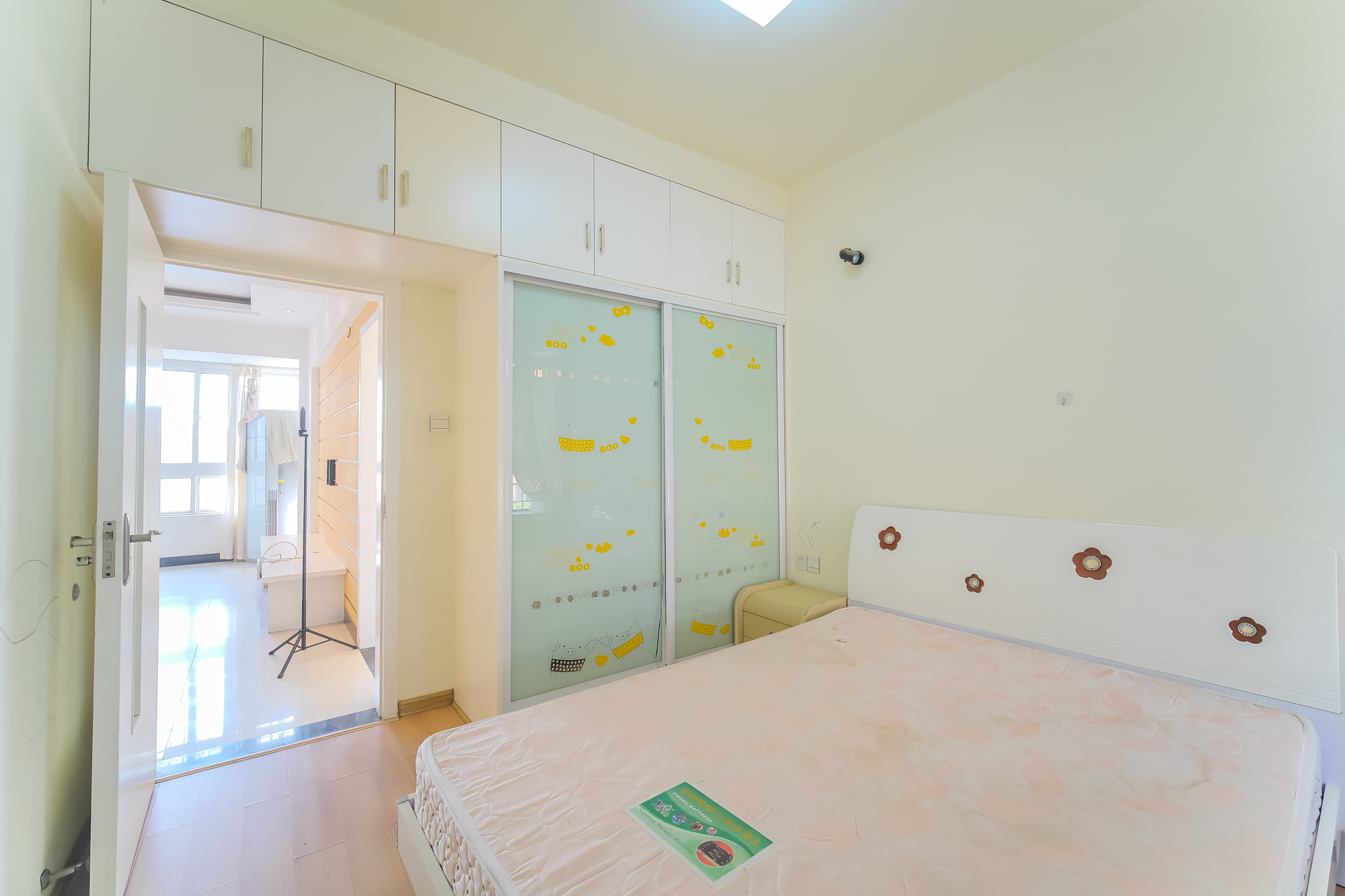 山水湾 3室2厅1卫 63.0万 山水湾 3室2厅1卫 63.0万卧室