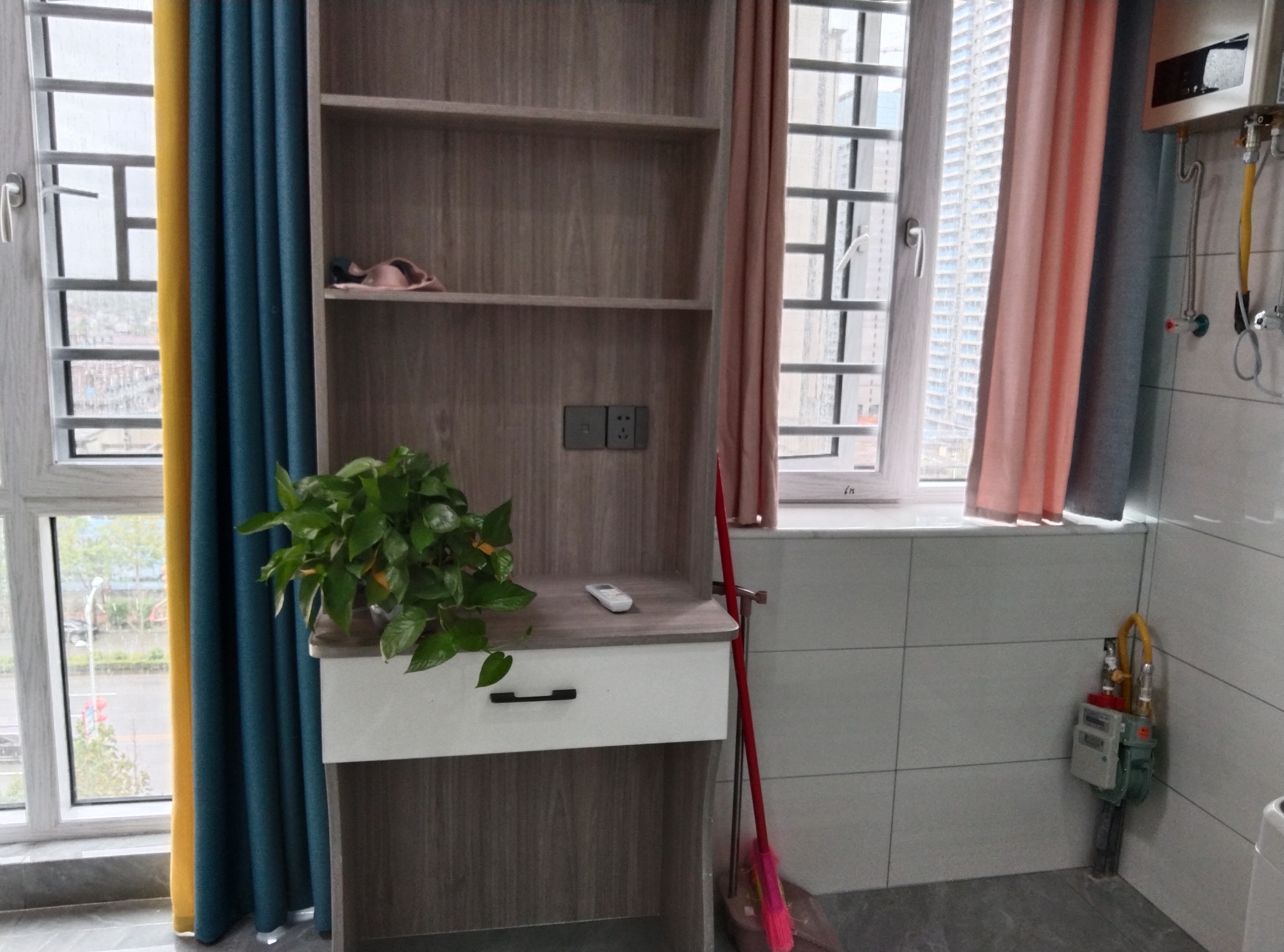 百弘学府城  1室1厅1卫    38.0万 百弘学府城  1室1厅1卫    38.0万室内图