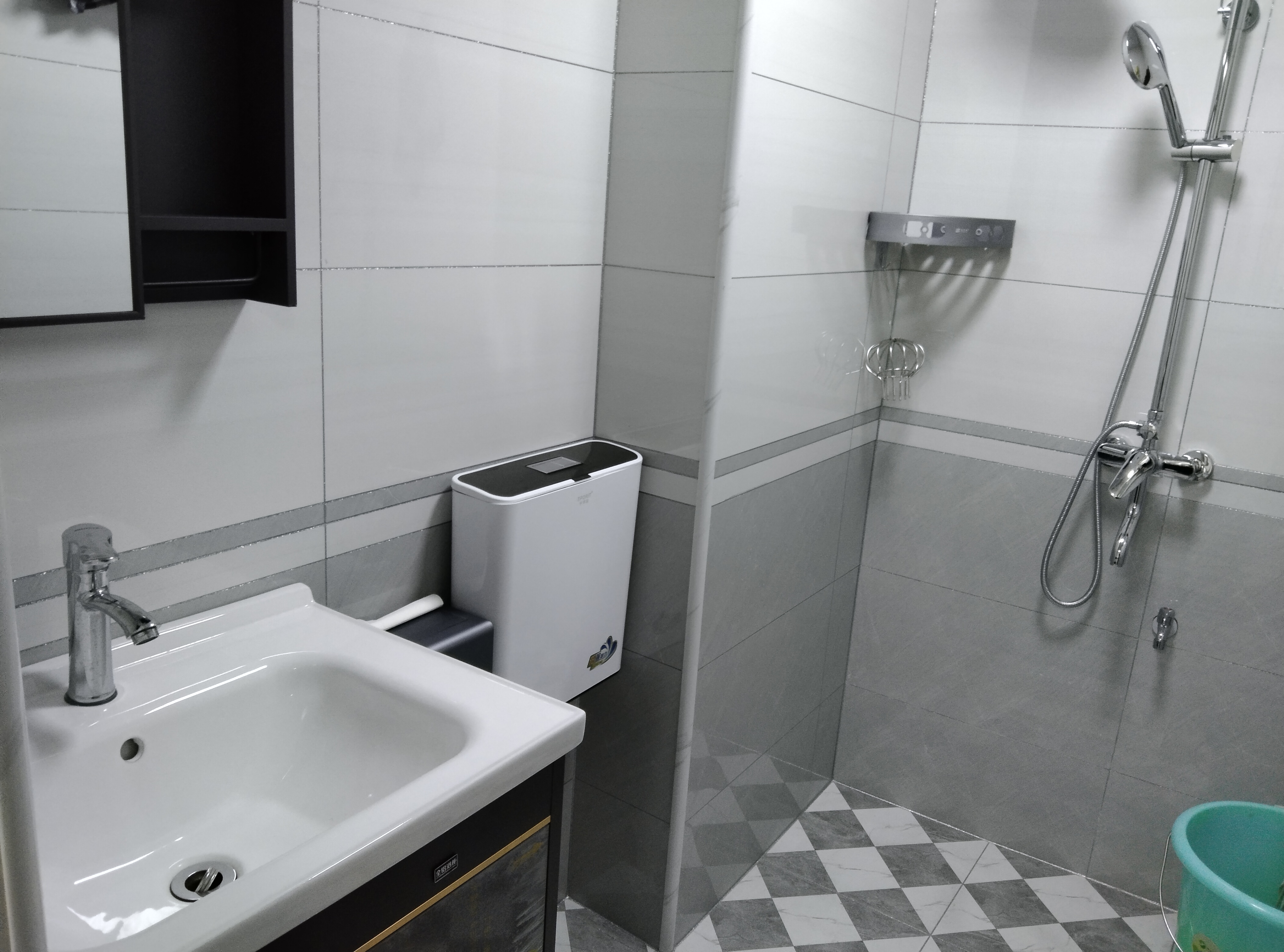 百弘学府城  1室1厅1卫    38.0万 百弘学府城  1室1厅1卫    38.0万室内图