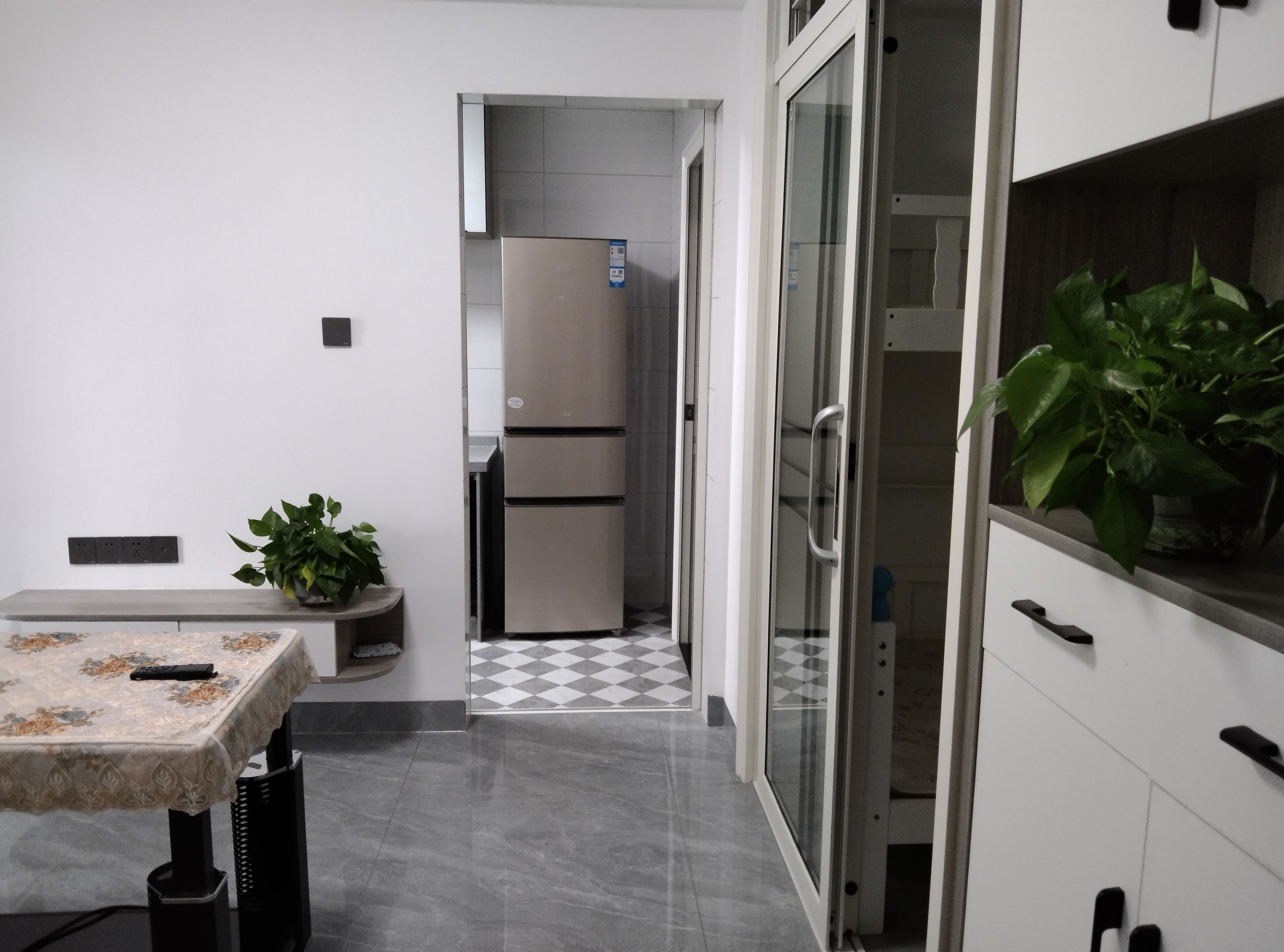 百弘学府城  1室1厅1卫    38.0万 百弘学府城  1室1厅1卫    38.0万室内图