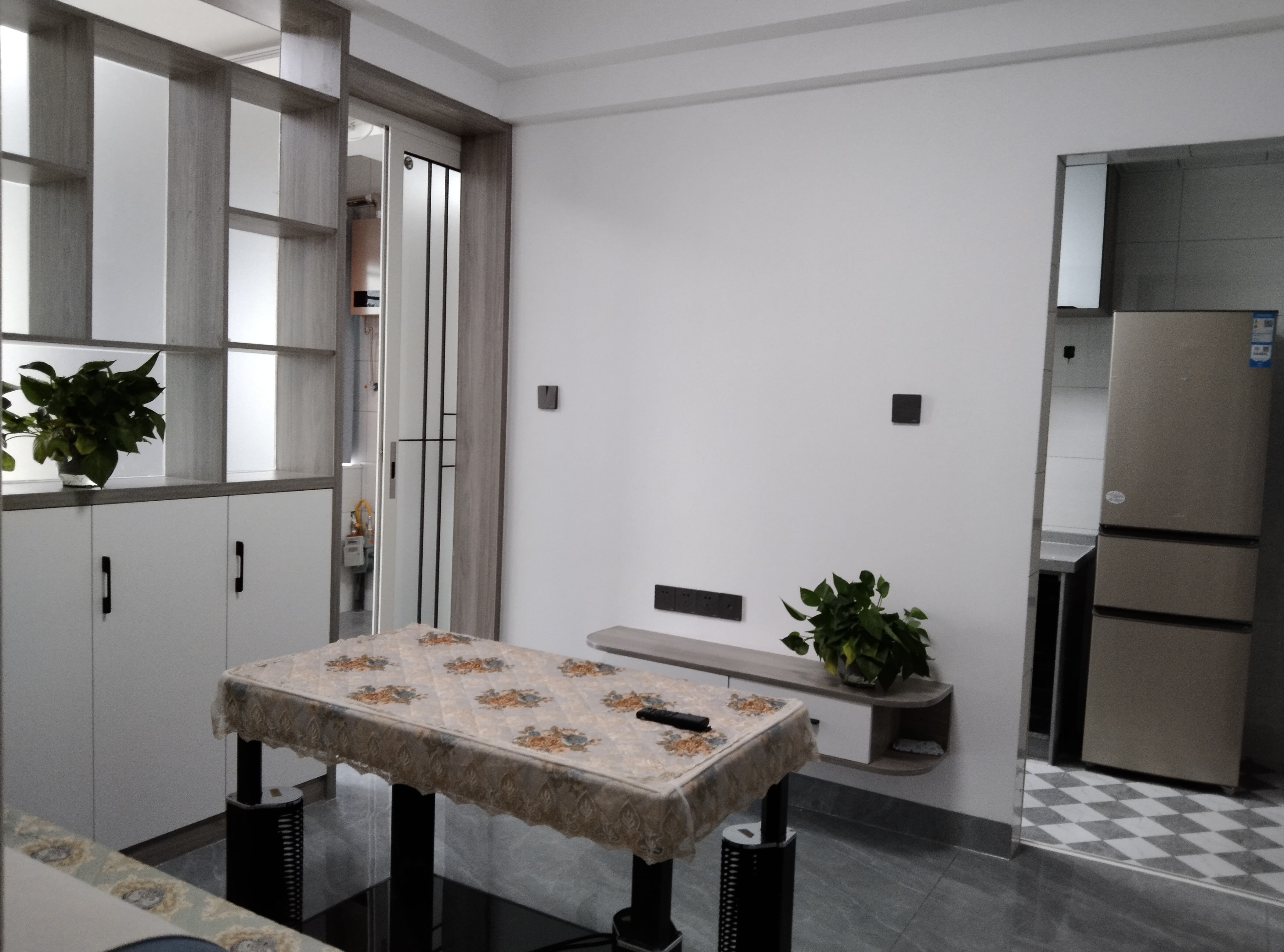 百弘学府城  1室1厅1卫    38.0万 百弘学府城  1室1厅1卫    38.0万室内图