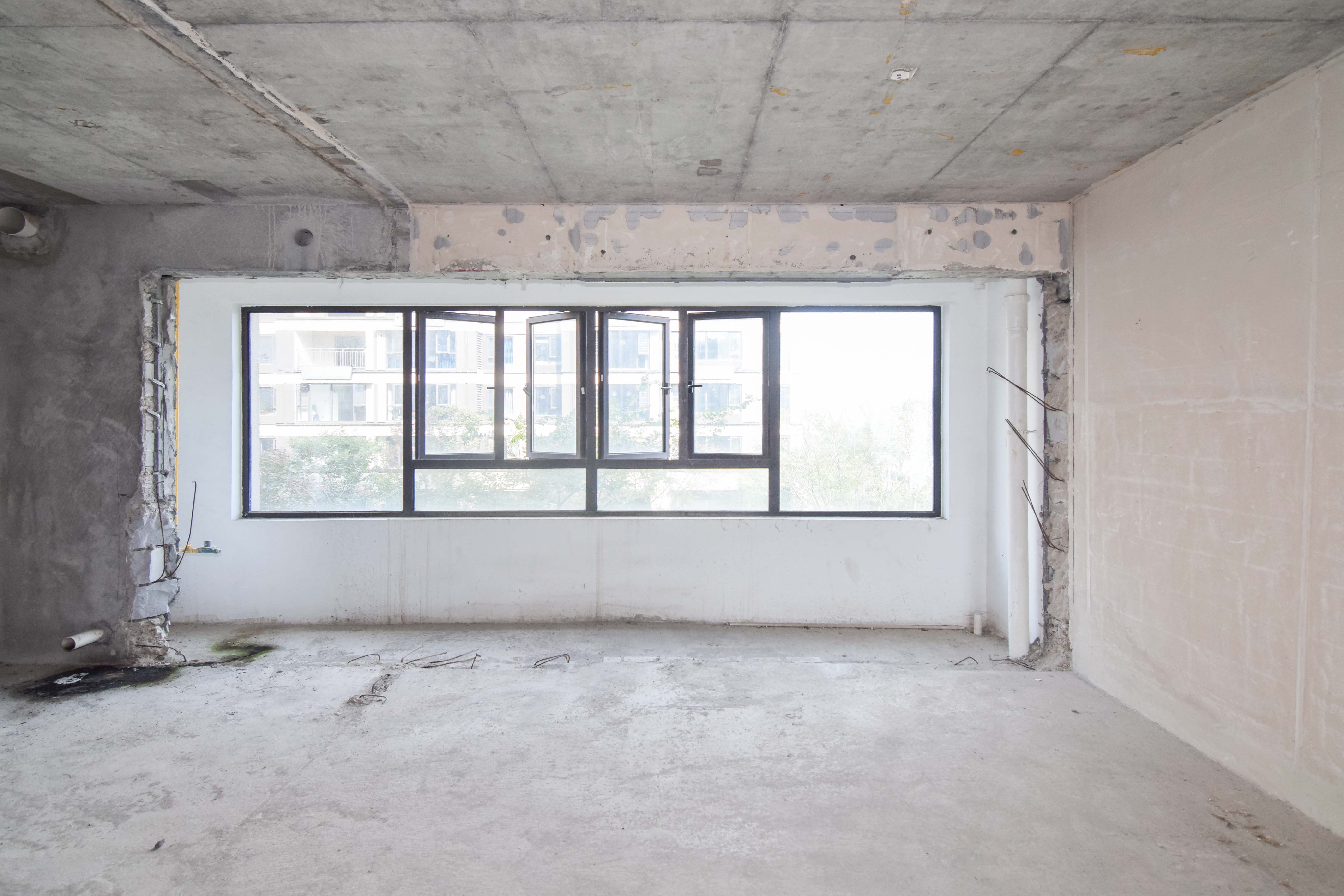 阳光城联利悦澜府  4室2厅2卫    140.0万 阳光城联利悦澜府  4室2厅2卫    140.0万卧室