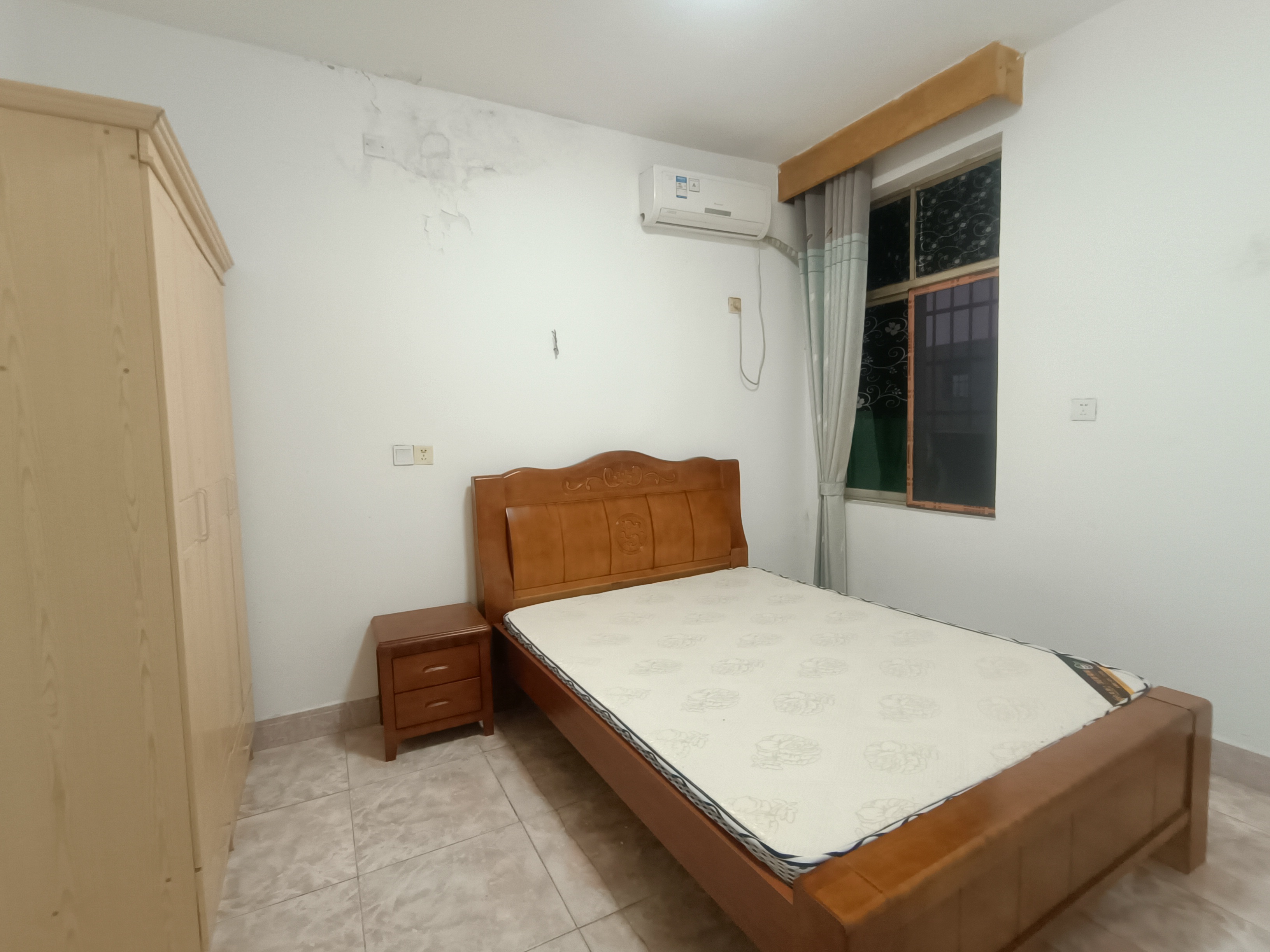 高桥高双湖商贸城  2室1厅1卫    1700.0元/月室内图