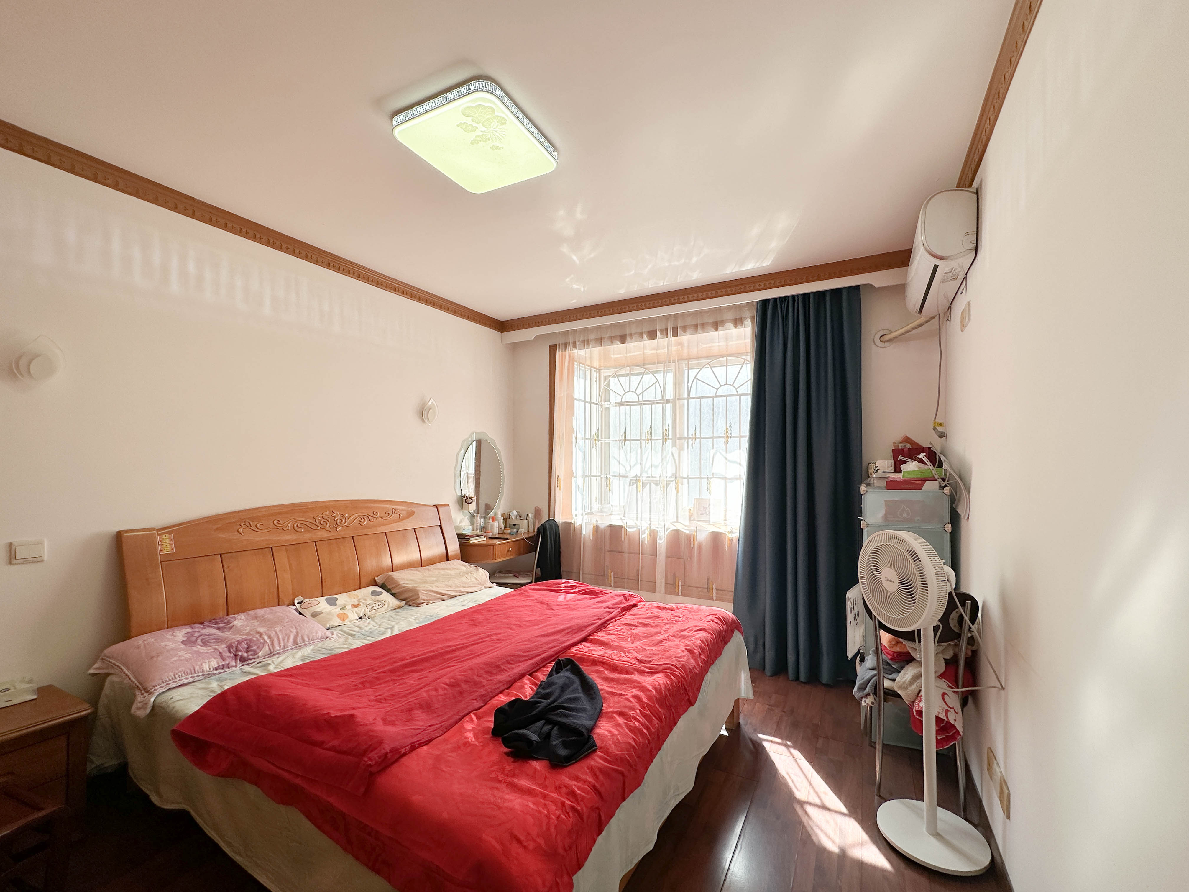 融城花苑 3室2厅1卫 65.8万 融城花苑 3室2厅1卫 65.8万卧室