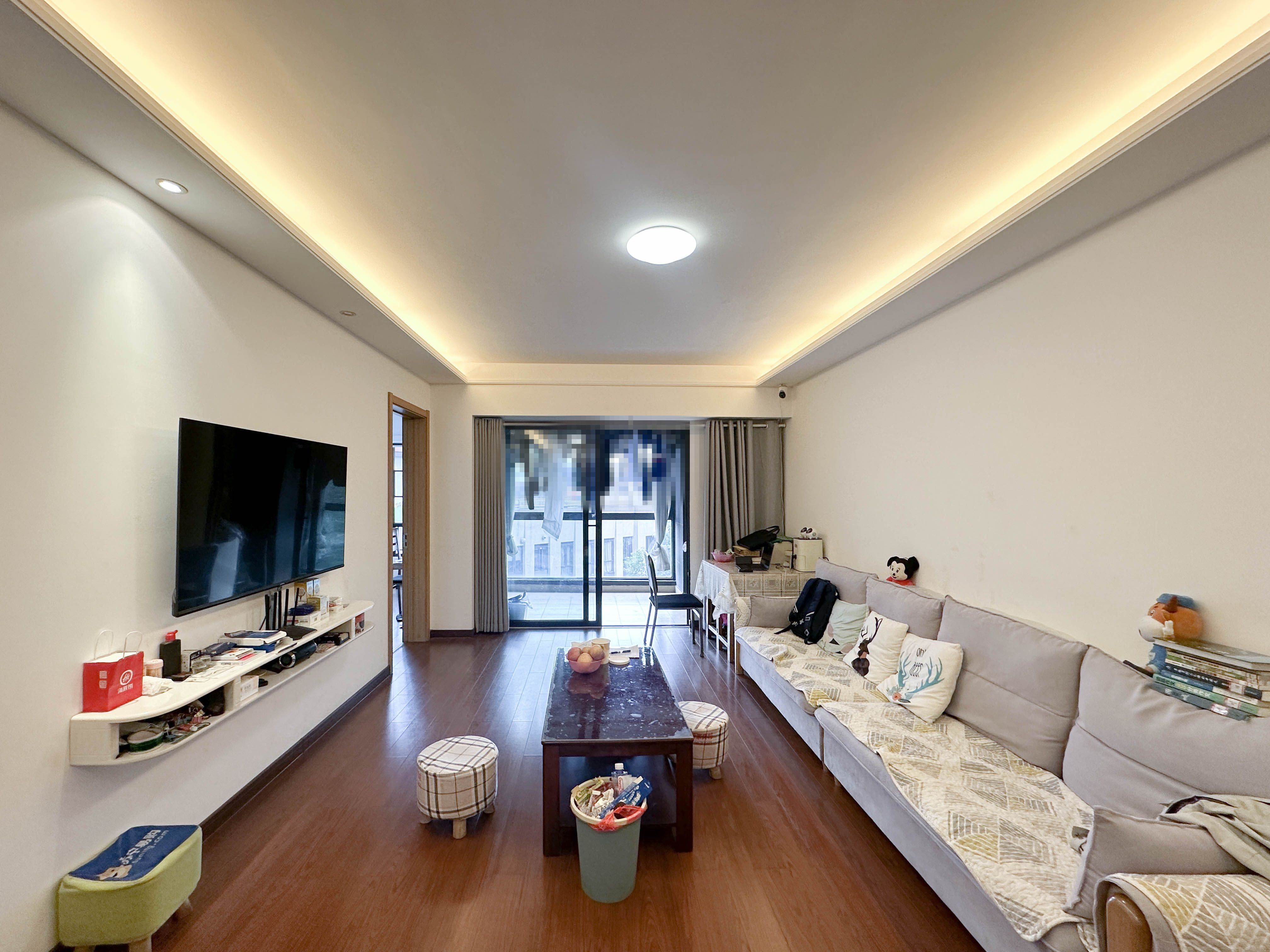 万科魅力之城非凡里 3室2厅1卫 92.0万 万科魅力之城非凡里 3室2厅1卫 92.0万客厅