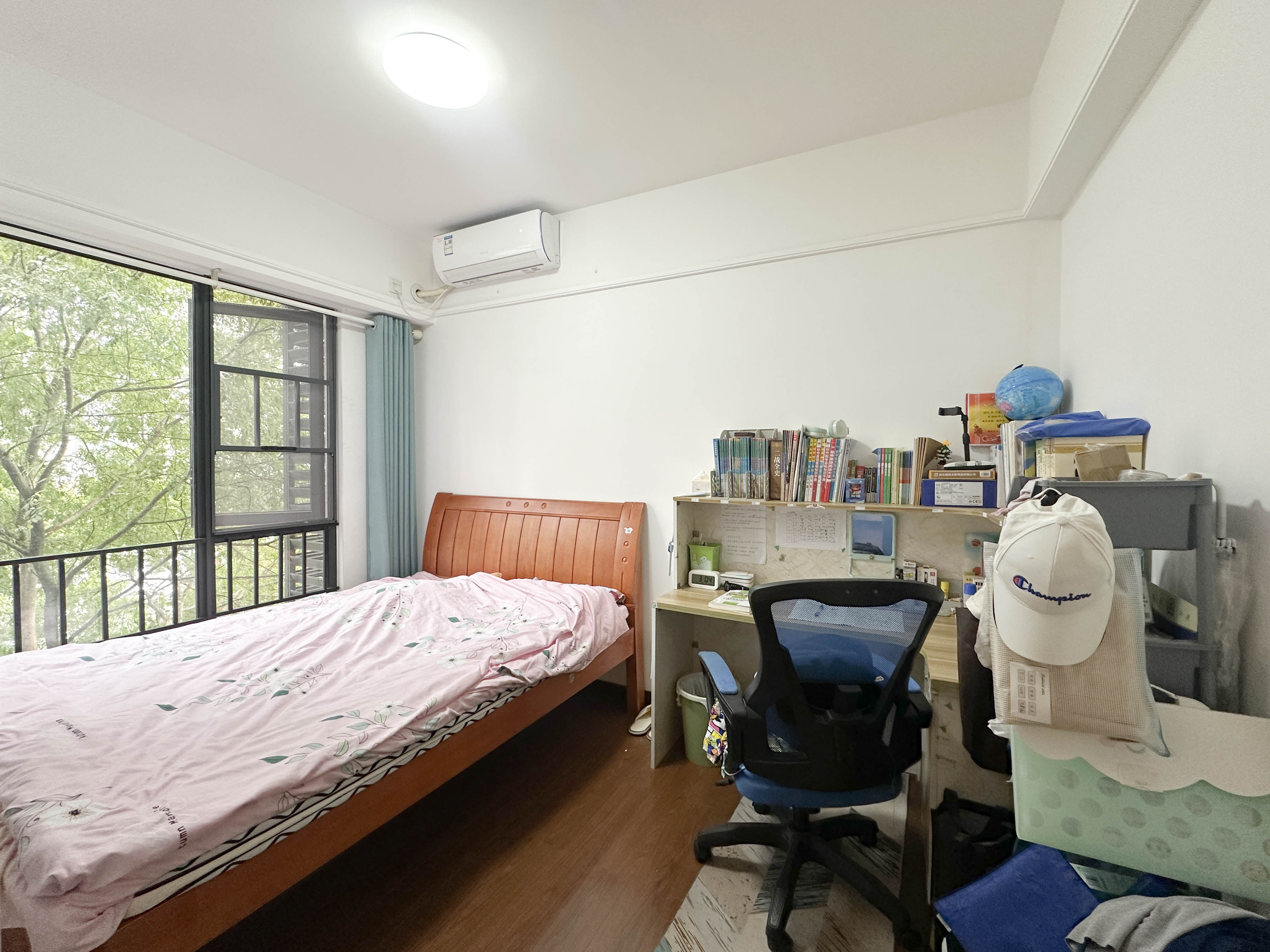 万科魅力之城非凡里 3室2厅1卫 92.0万 万科魅力之城非凡里 3室2厅1卫 92.0万卧室