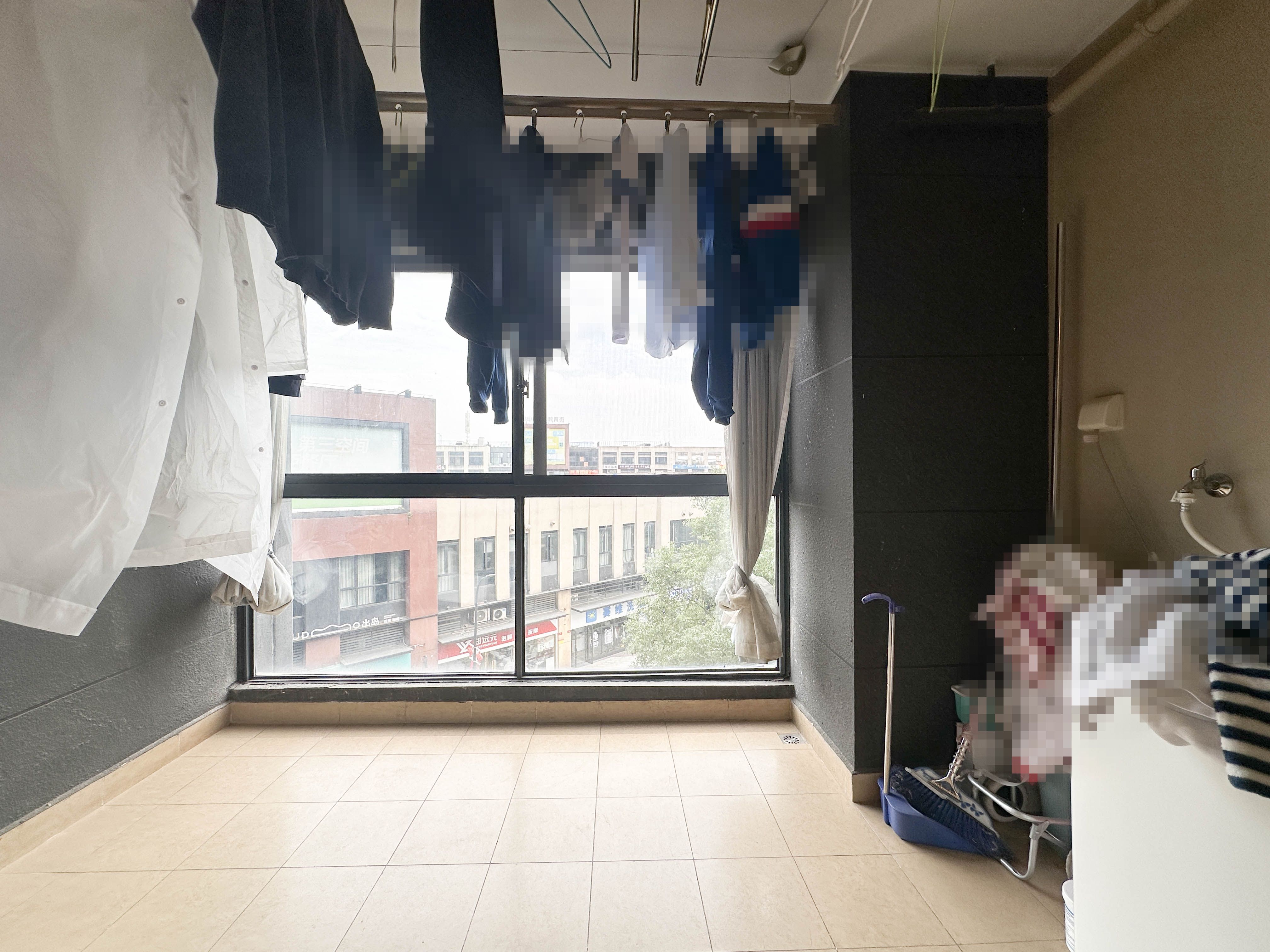 万科魅力之城非凡里 3室2厅1卫 92.0万 万科魅力之城非凡里 3室2厅1卫 92.0万其他